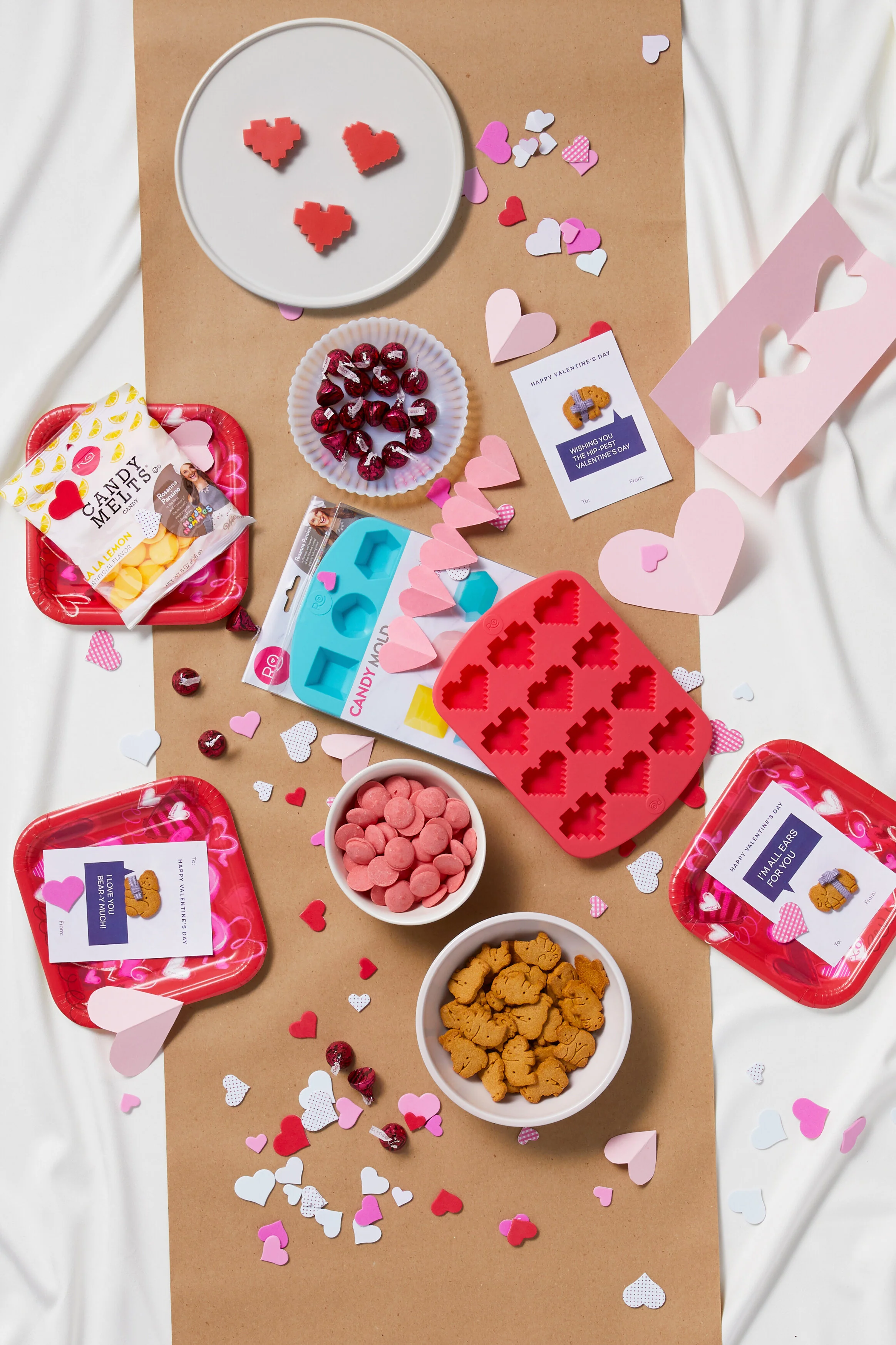 Seasonal_2B_ValentinesDay_MiniMoments_KidsCelebration_0771_r01.jpg