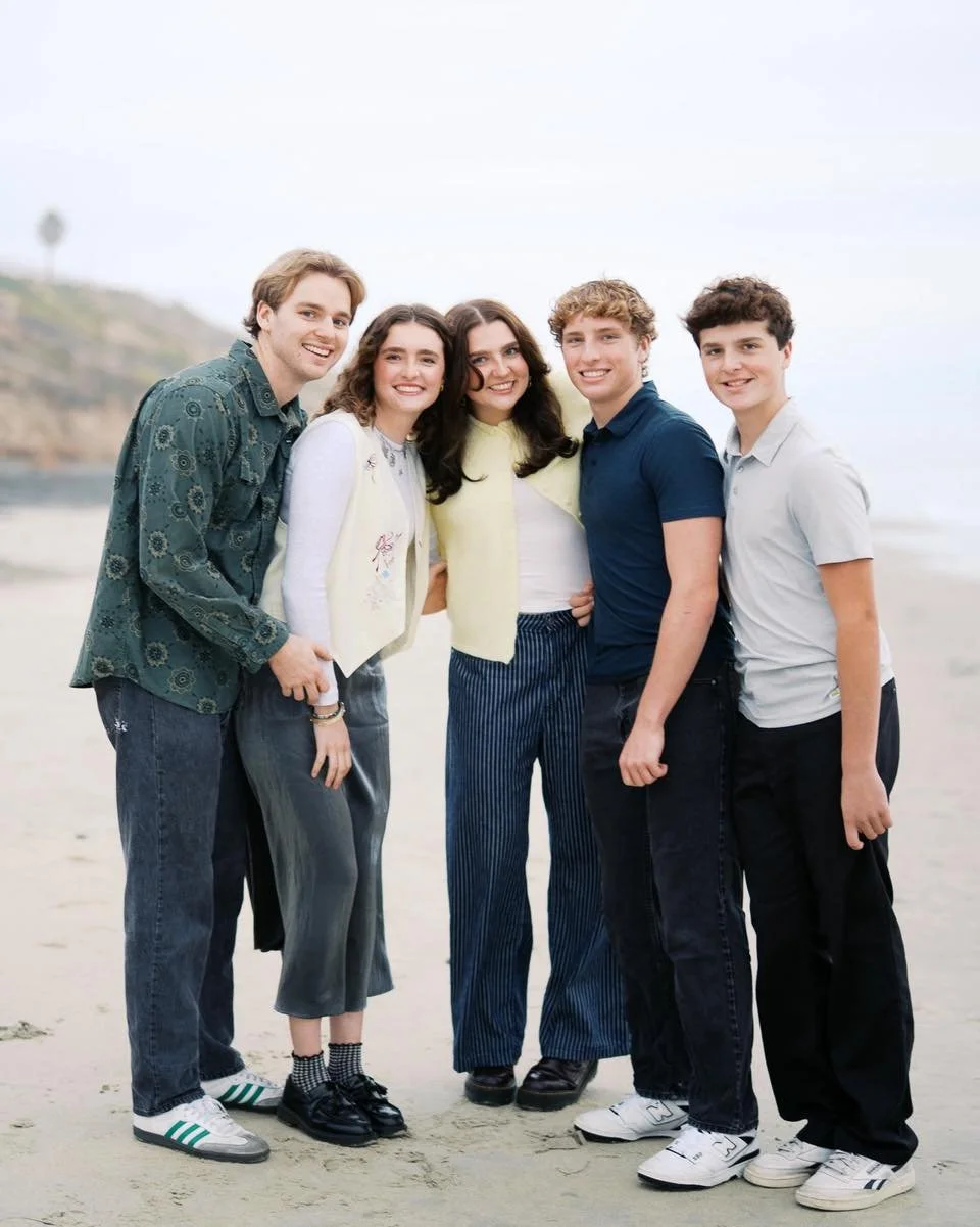 The sun totally ghosted us this day&hellip; but honestly? kind of obsessed with the moody beach vibes. it just proves that when the people are this good, the weather doesn&rsquo;t even matter 

Carlsbad beach family session, San Diego teen portraits.