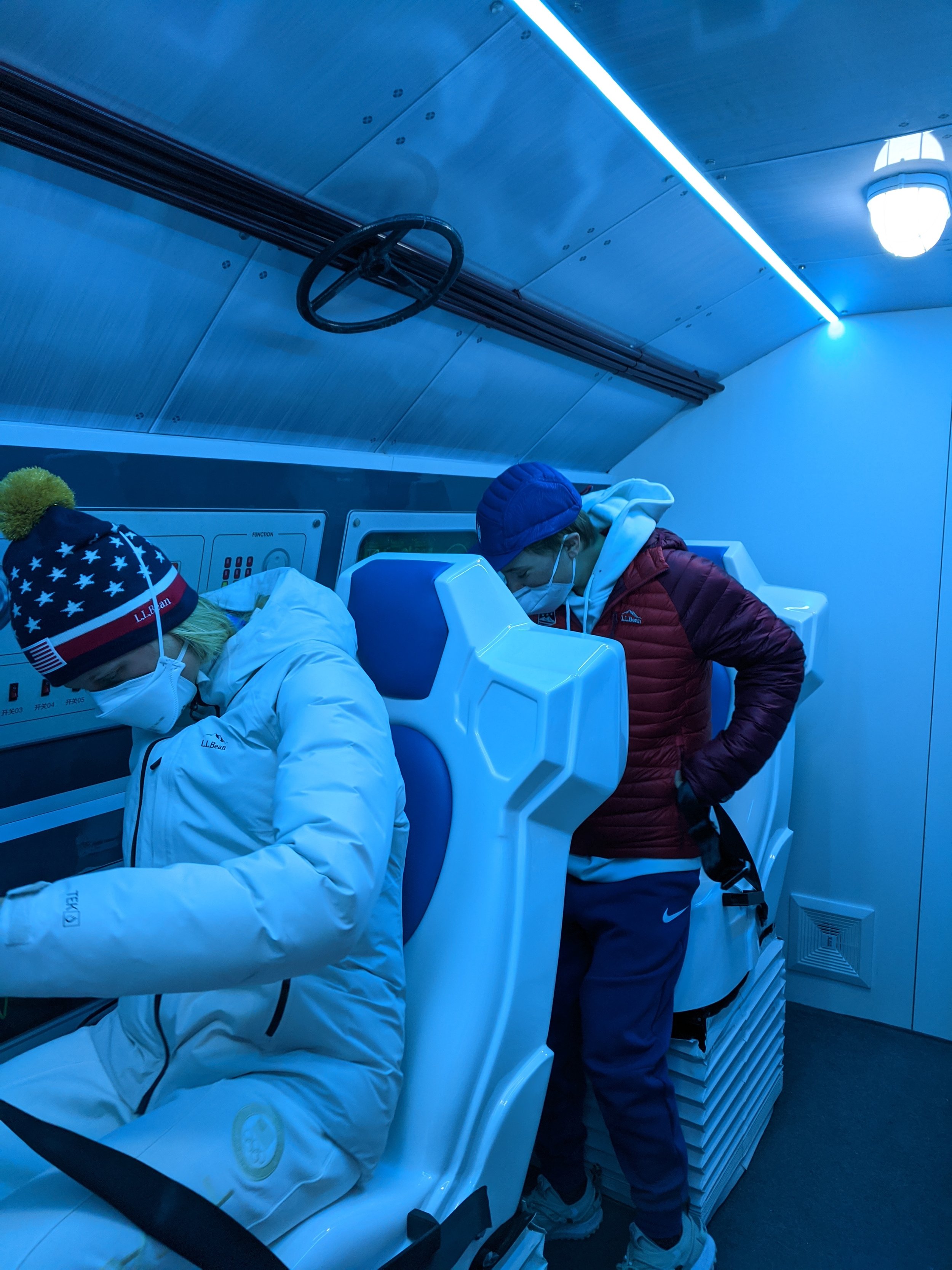 Underwater VR simulator felt so real 