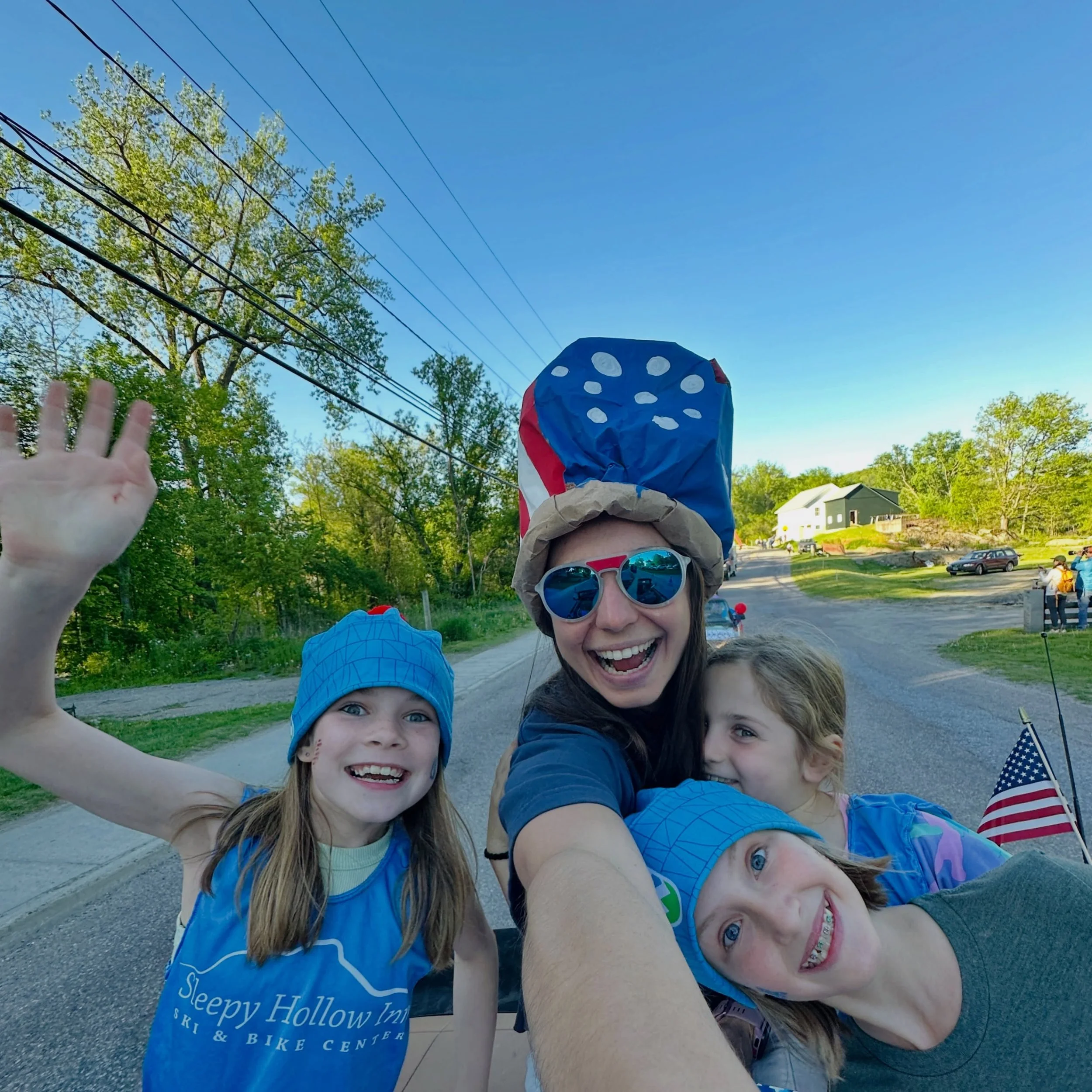 A whirlwind of a week with so many special moments 🥰 

Coming back from my @protectourwinters trip, I had the best welcome home with the Richmond parade to celebrate the local Olympians. I moved to Richmond 2 years ago and have experienced how speci