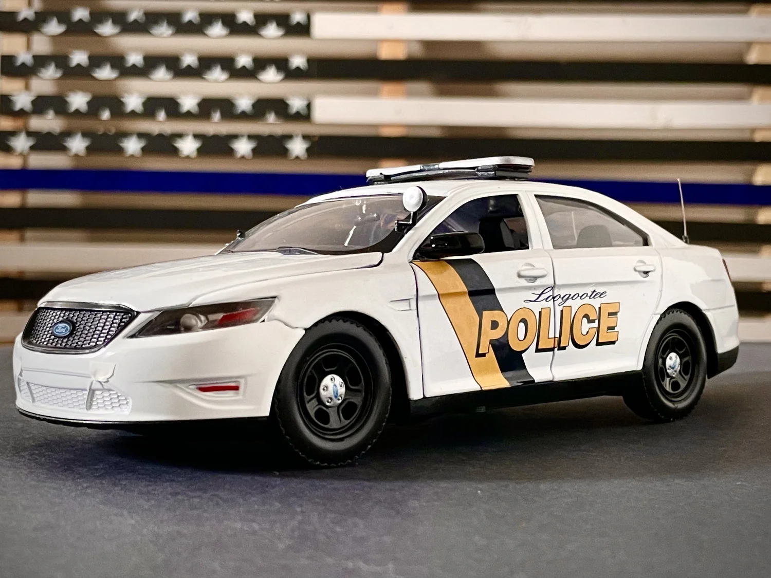 Loogootee, IN Police Department — Cardinal Police Diecast