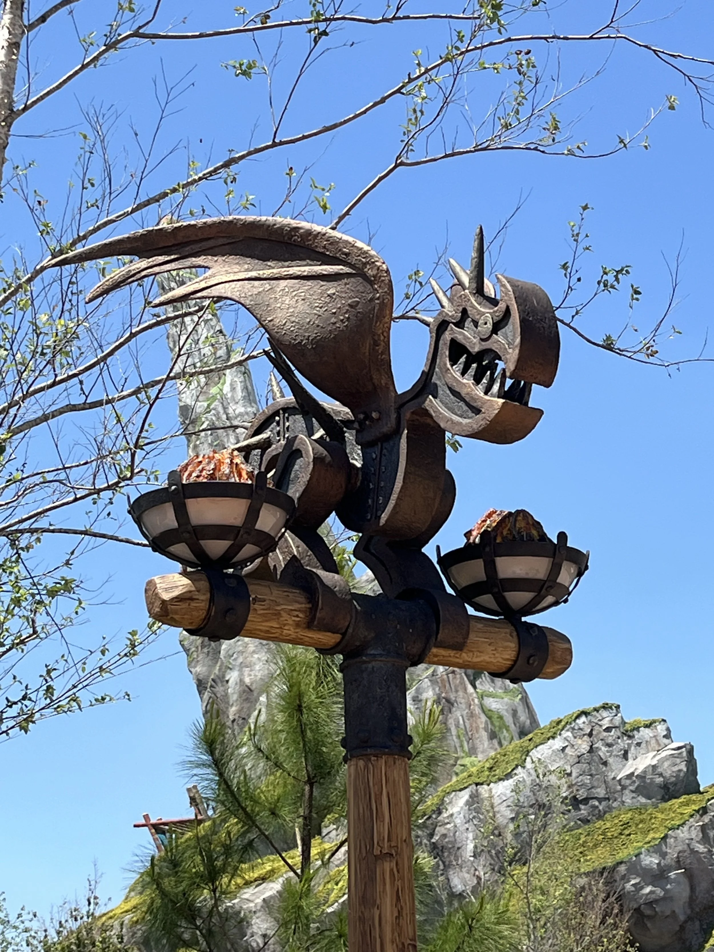 Light Fixture 02 - Isle of Berk at Universal's Epic Universe