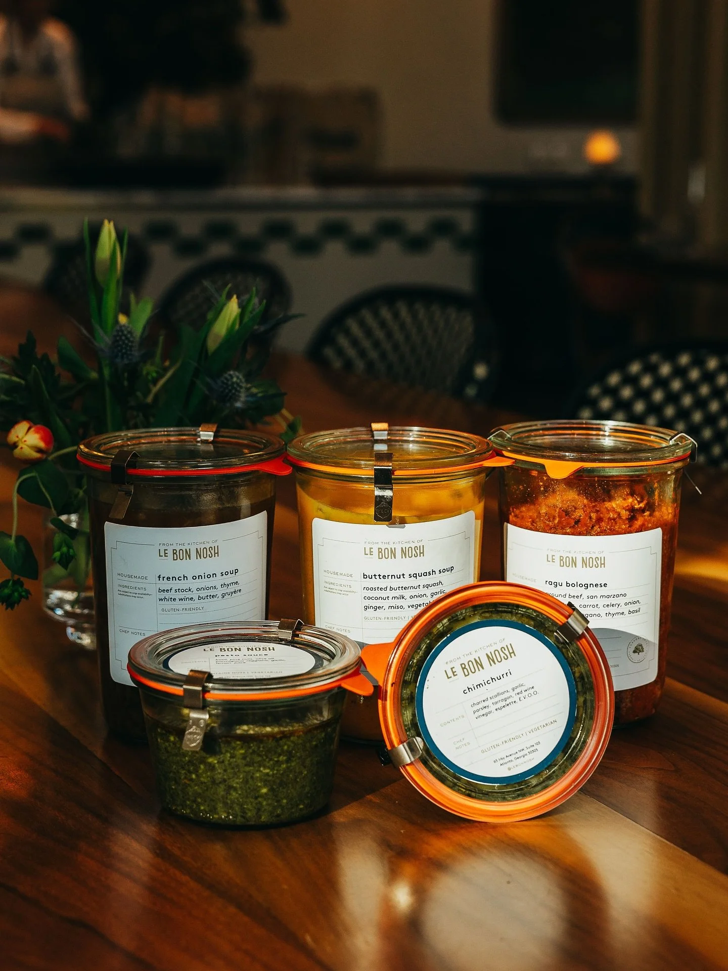 People, good food doesn&rsquo;t need a big production

Stop in sometime and check out our grab-and-go case for simple, tasty meals and fresh ingredients prepared by our kitchen&hellip;but finished in yours :) 

#lebonnosh