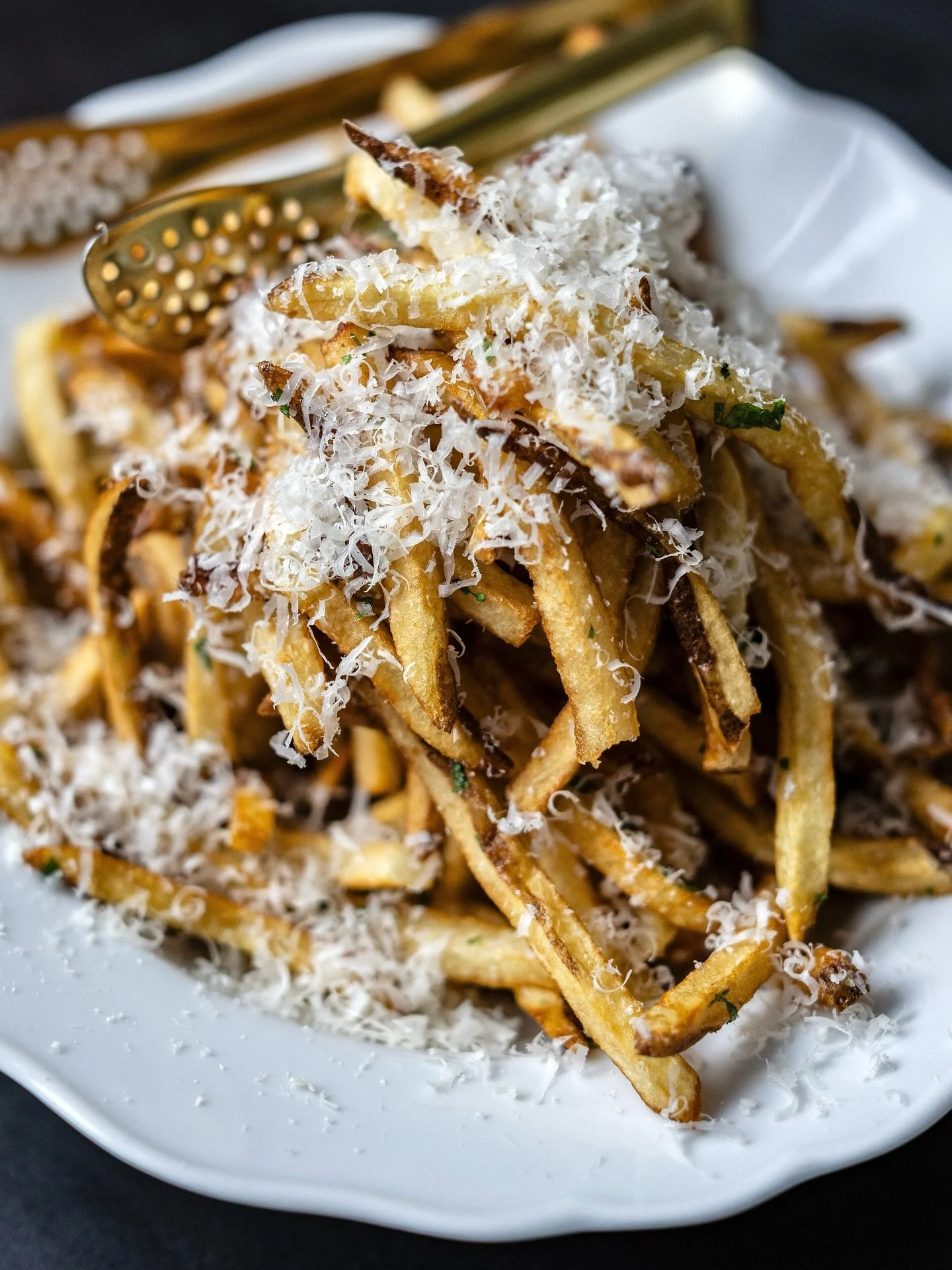 parmesan fries for the table, please &amp; thank you #lebonnosh