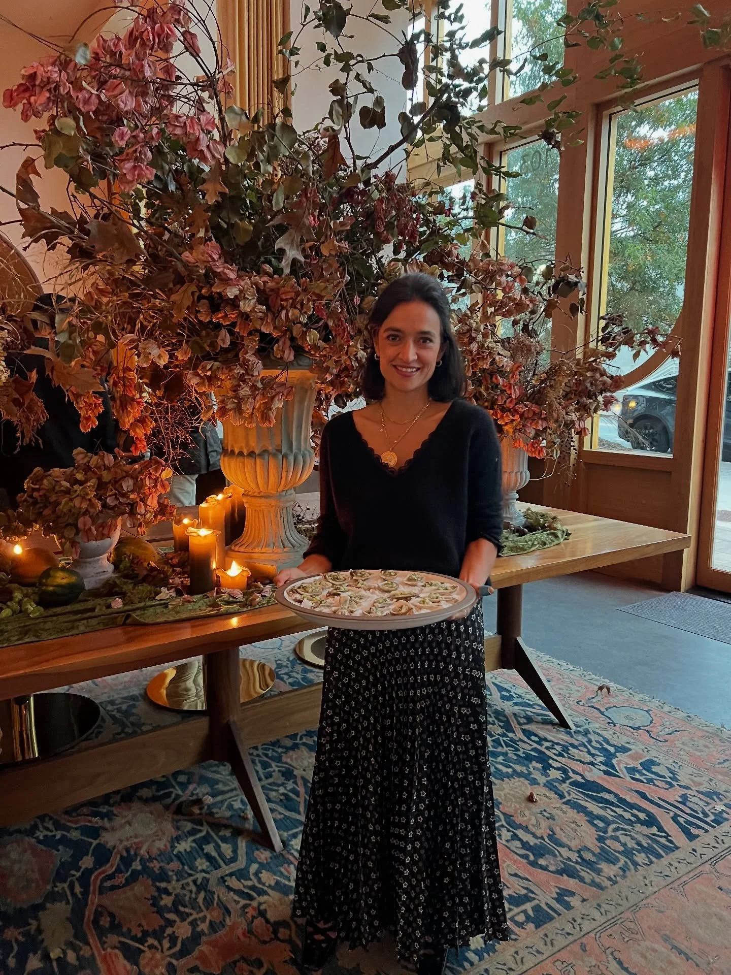 Wishing everyone a day that feels full in all the ways that matter most! Happy Thanksgiving from all of us at Le Bon Nosh 💛