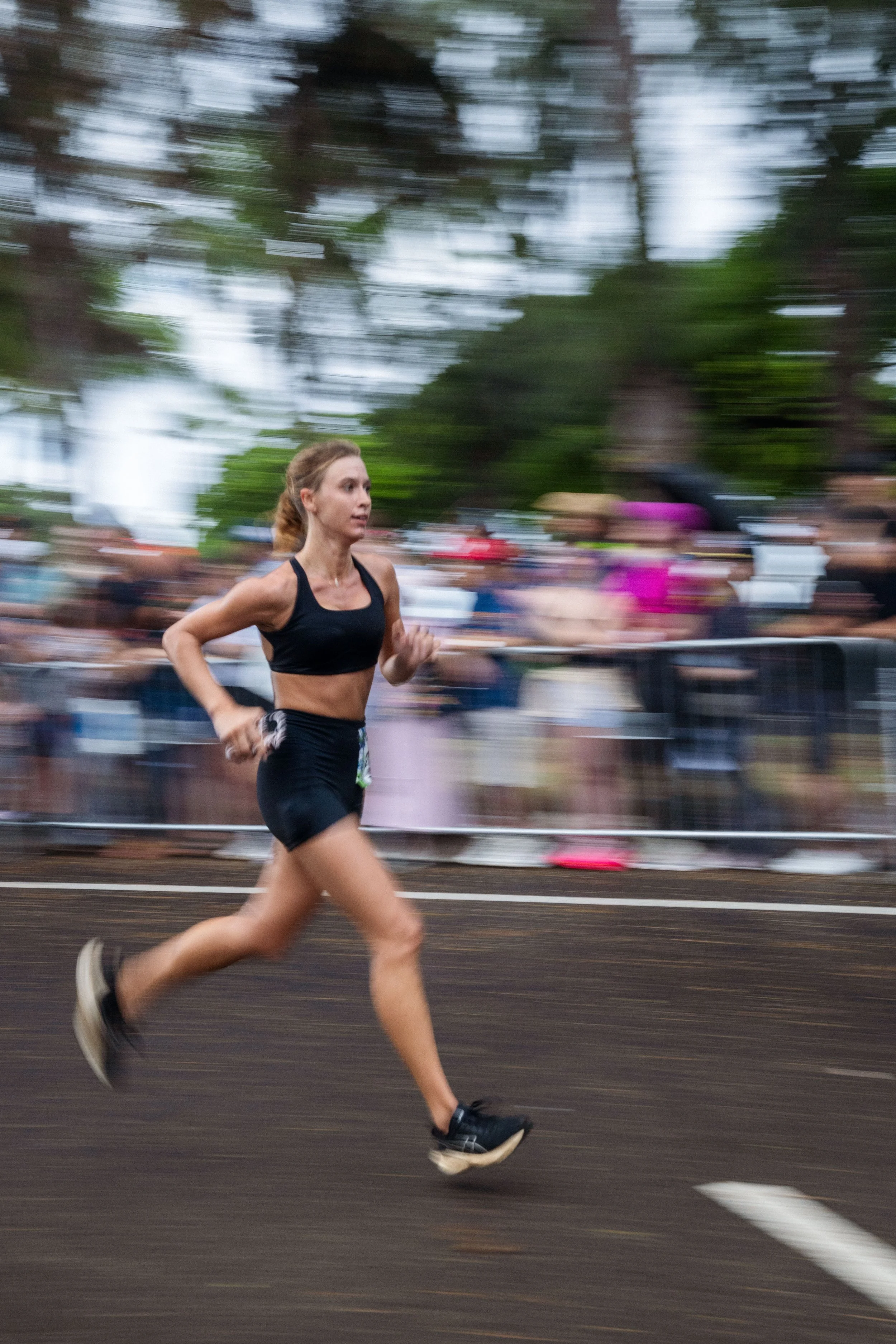HNLMARATHON2025c-76.jpg