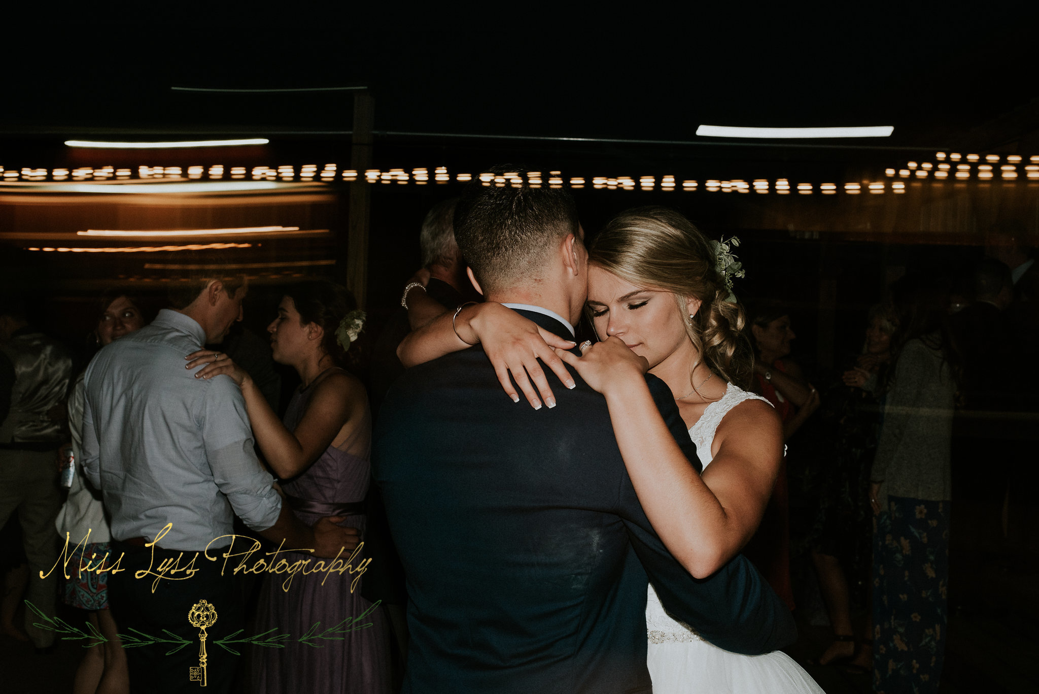 haleyandjoshmisslyssphotographyllccopyright2017(1278of1349).jpg