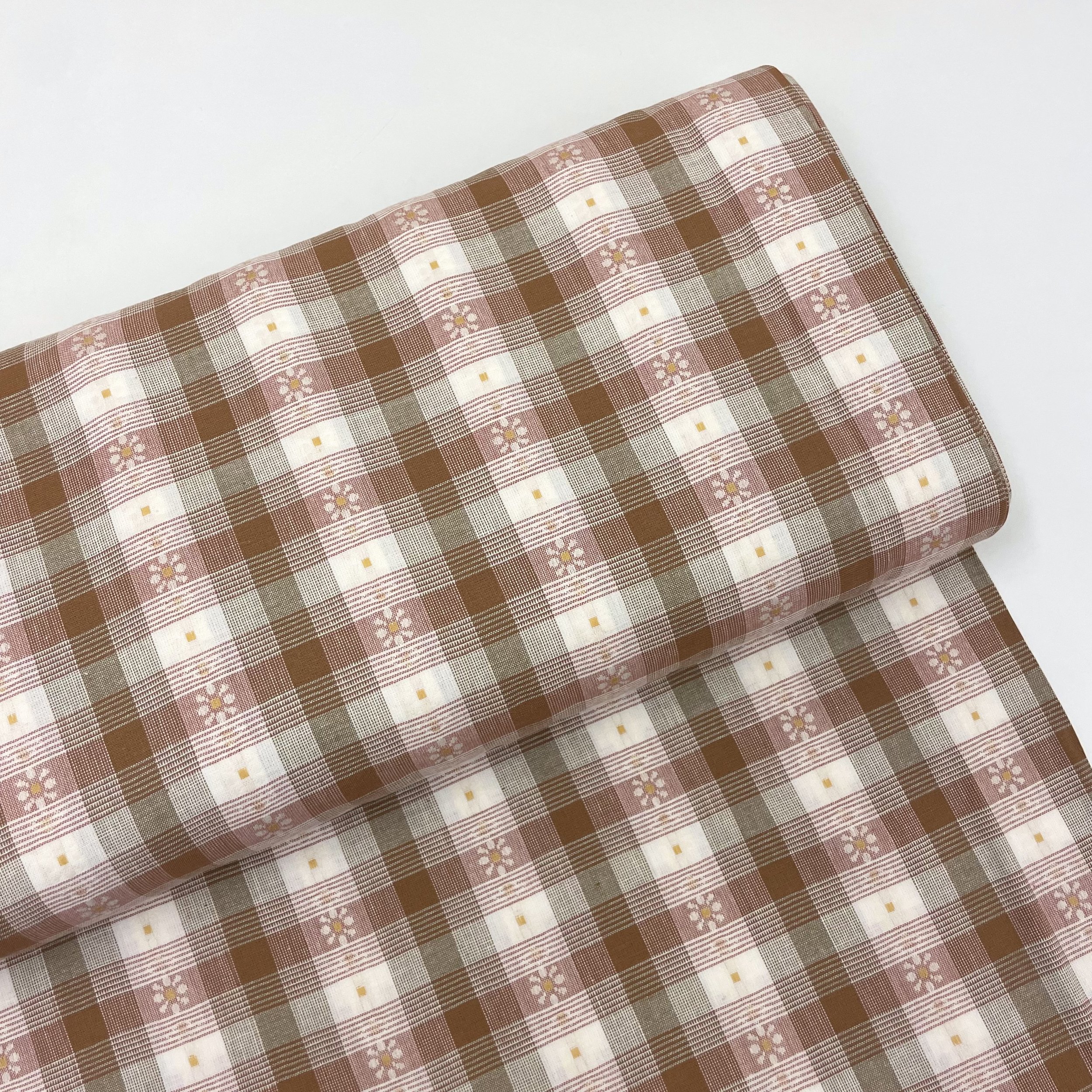 Hey Sew Sister - Fableism - Rose Gold - Golden Hour - Cotton Check Daisy Fabric 1.jpeg