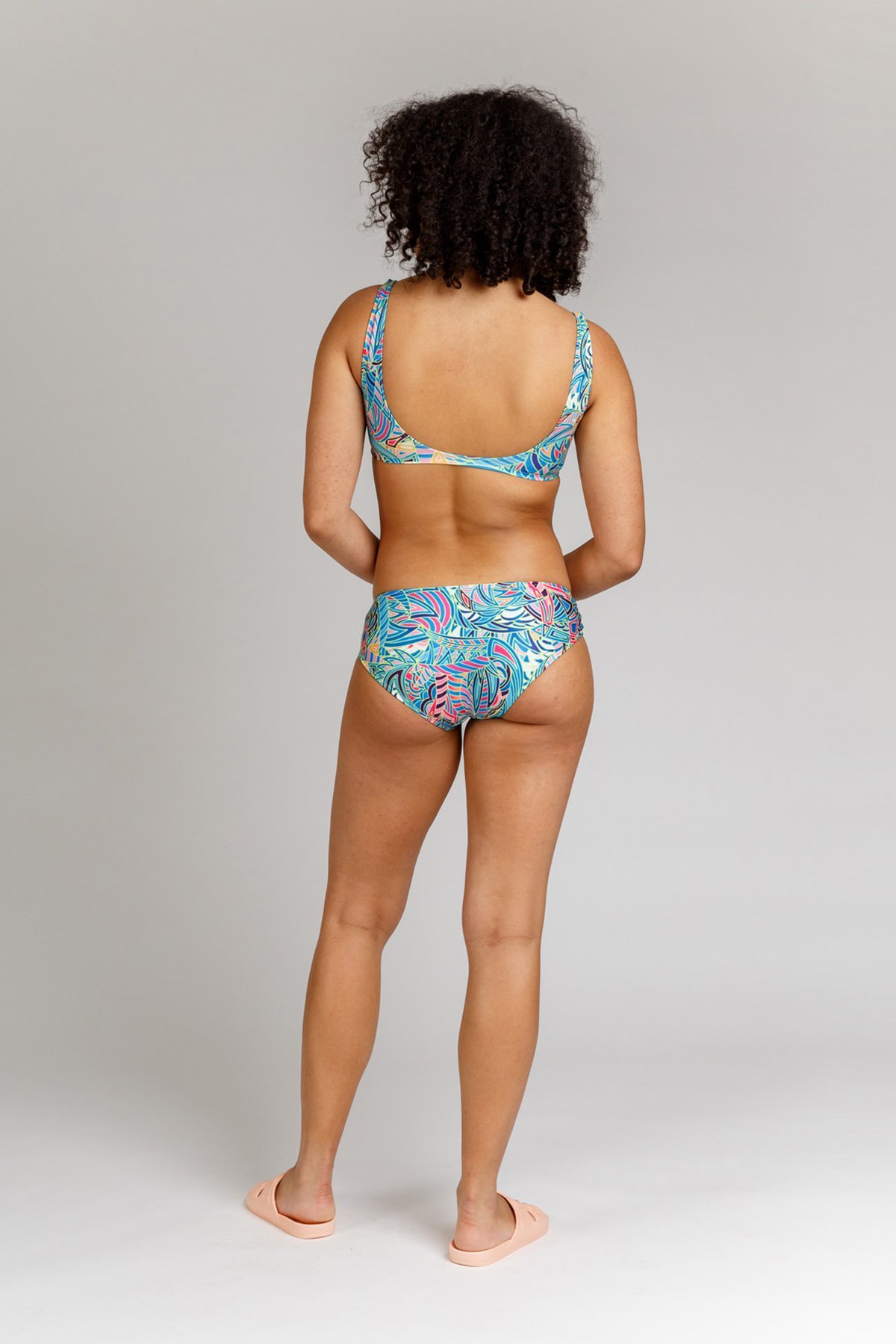 MN2501-View-C-12_a6deb90c-e07a-45b3-9a6d-e1fec61fb4b6.jpeg
