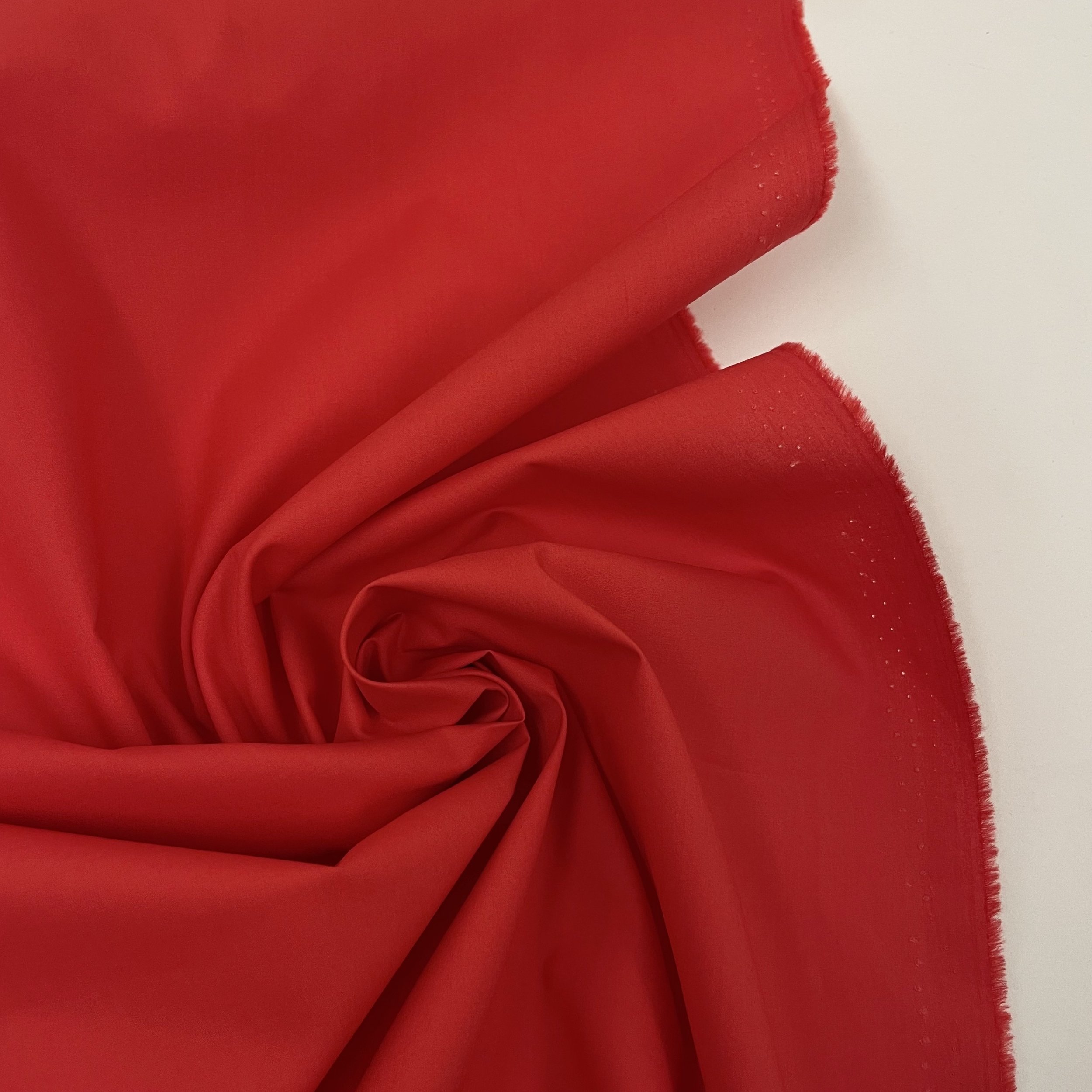 Hey Sew Sister - Papertouch Cotton Poplin - Rouge 3.jpeg