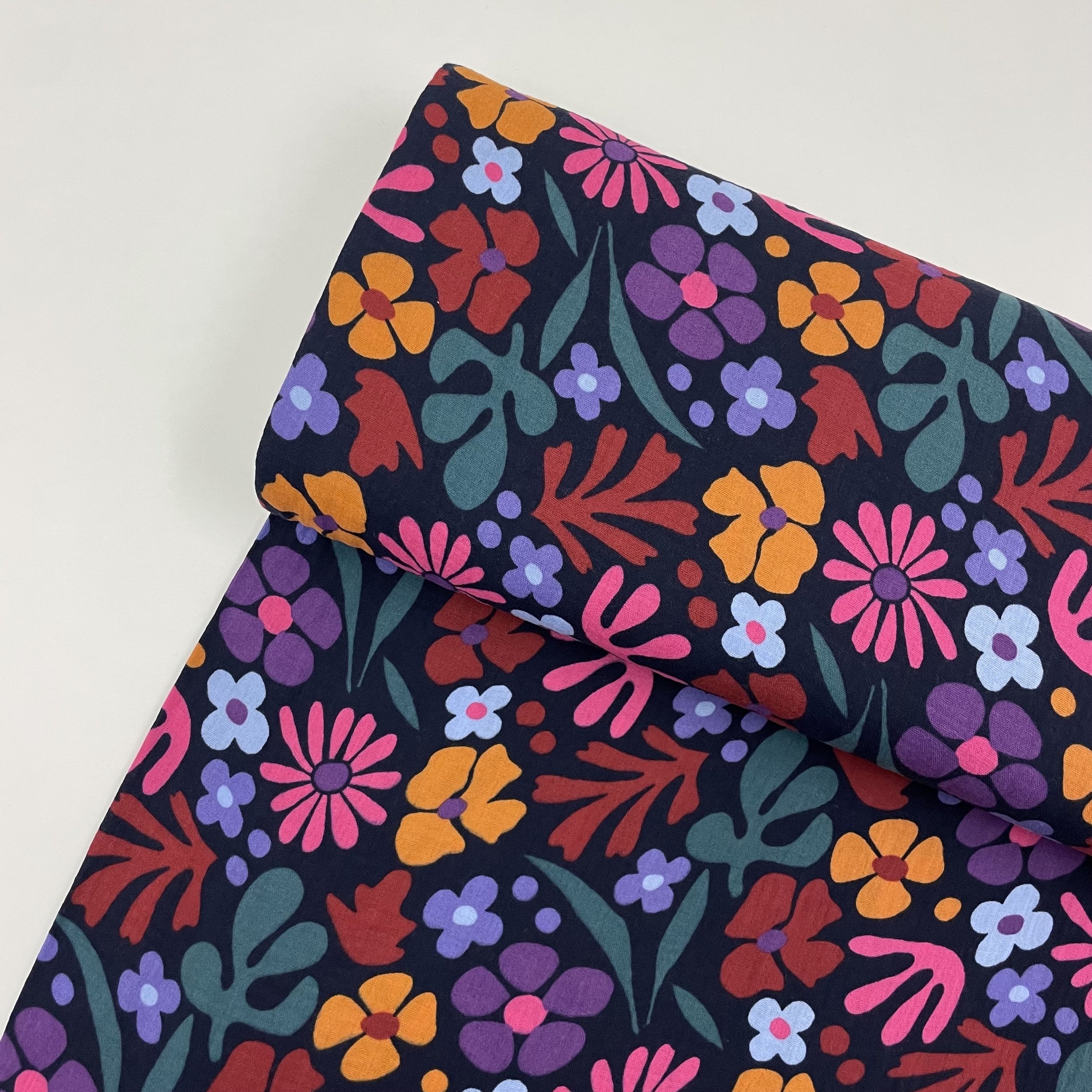 Hey Sew Sister - Paradise Floral - Cotton Fouble Gauze Fabric 1.jpeg