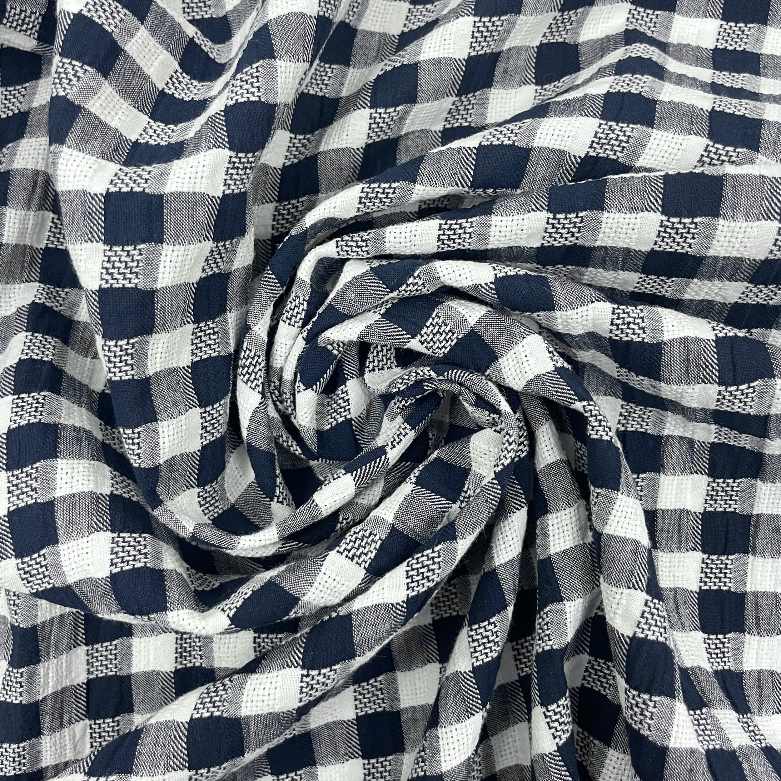 Juna - Cotton Seersucker with slight stretch - Navy Gingham Cotton Seersucker Fabric 4.jpeg