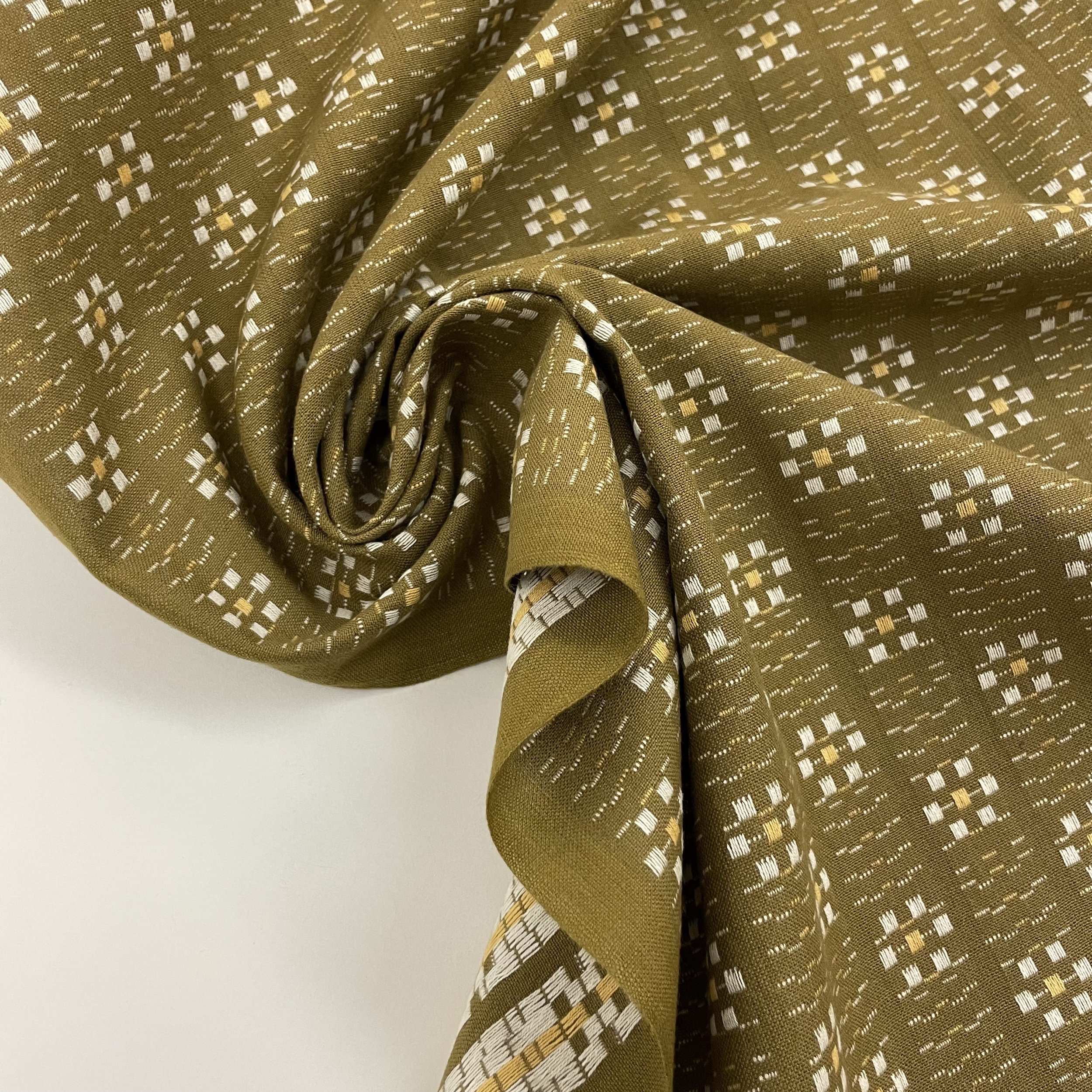 Hey Sew Sister - Fableism Supply Co - Olive Daisy from Swedish Holiday by House that Lars Build - Green Yarn Dyed Daisy Flower Cotton Fabric 3.jpeg