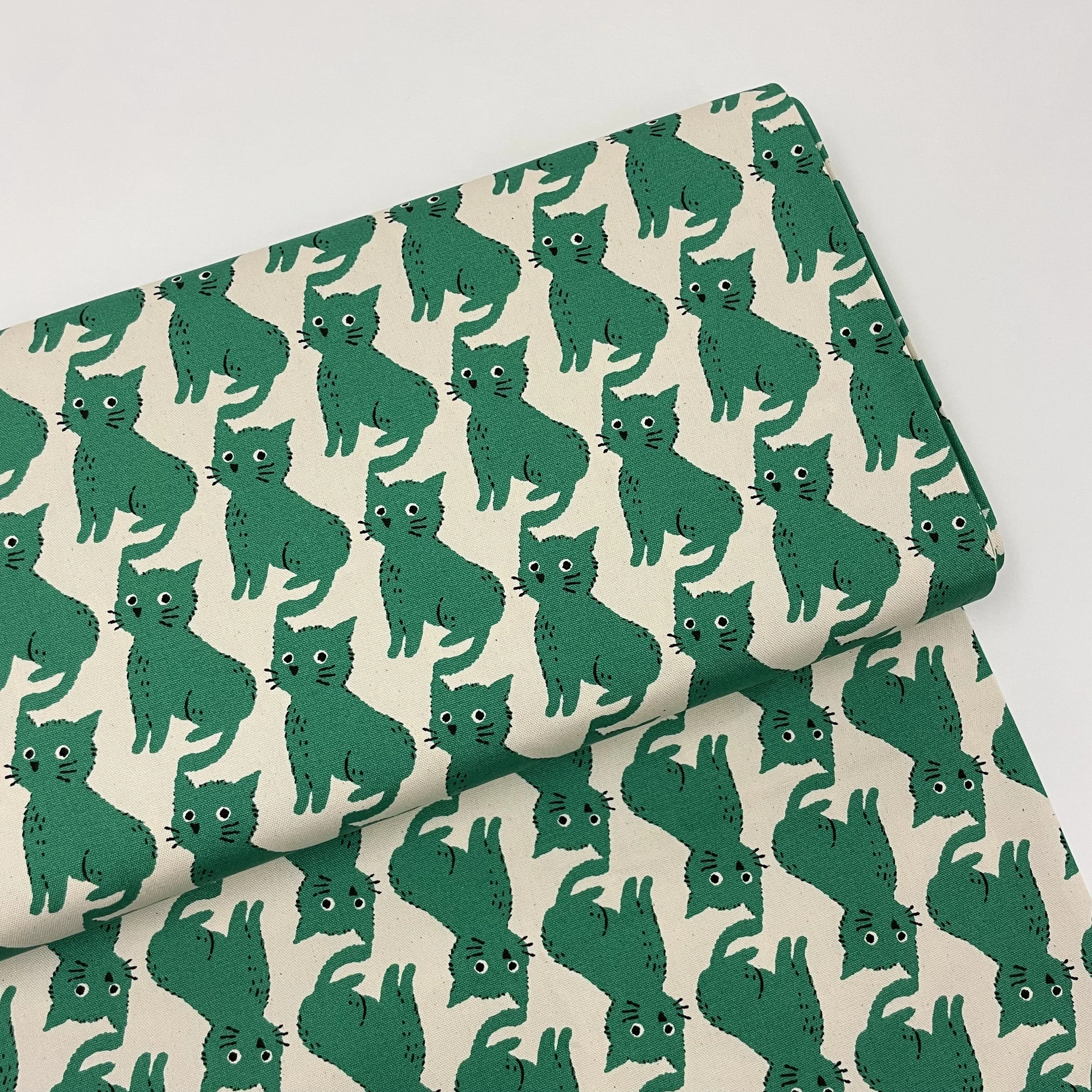 Sevenberry - Caught in the Cat - Cotton Oxford (Green Cat)