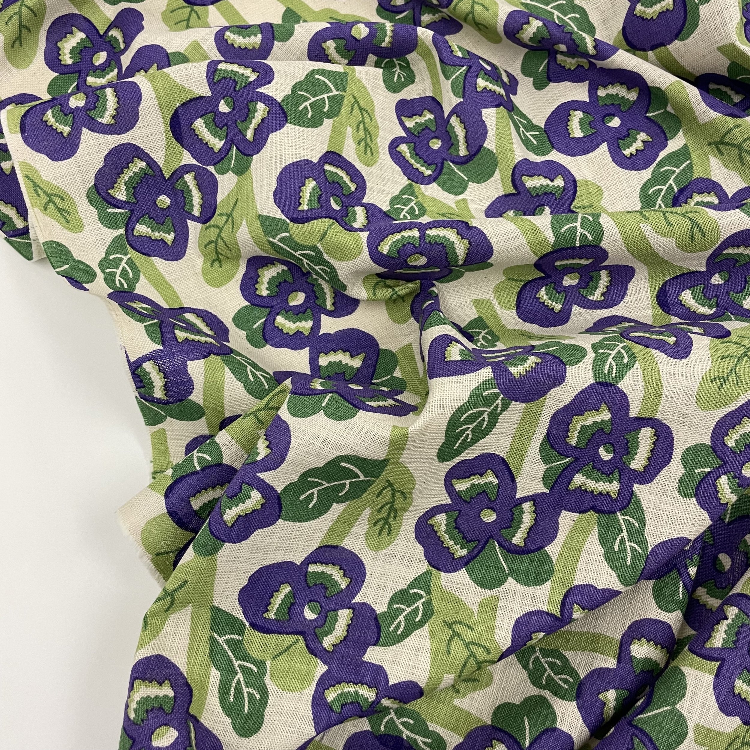 Hey Sew Sister - Sevenberry Japan - Fresh Pansy - Pansy Printed - Loose Weave Cotton Fabric - Violet 2.jpeg