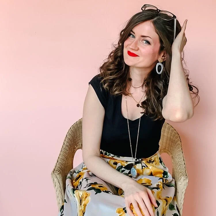 Not Just for the Pros: 5 Reasons to Use The Valentine Room for Your Mobile Photography