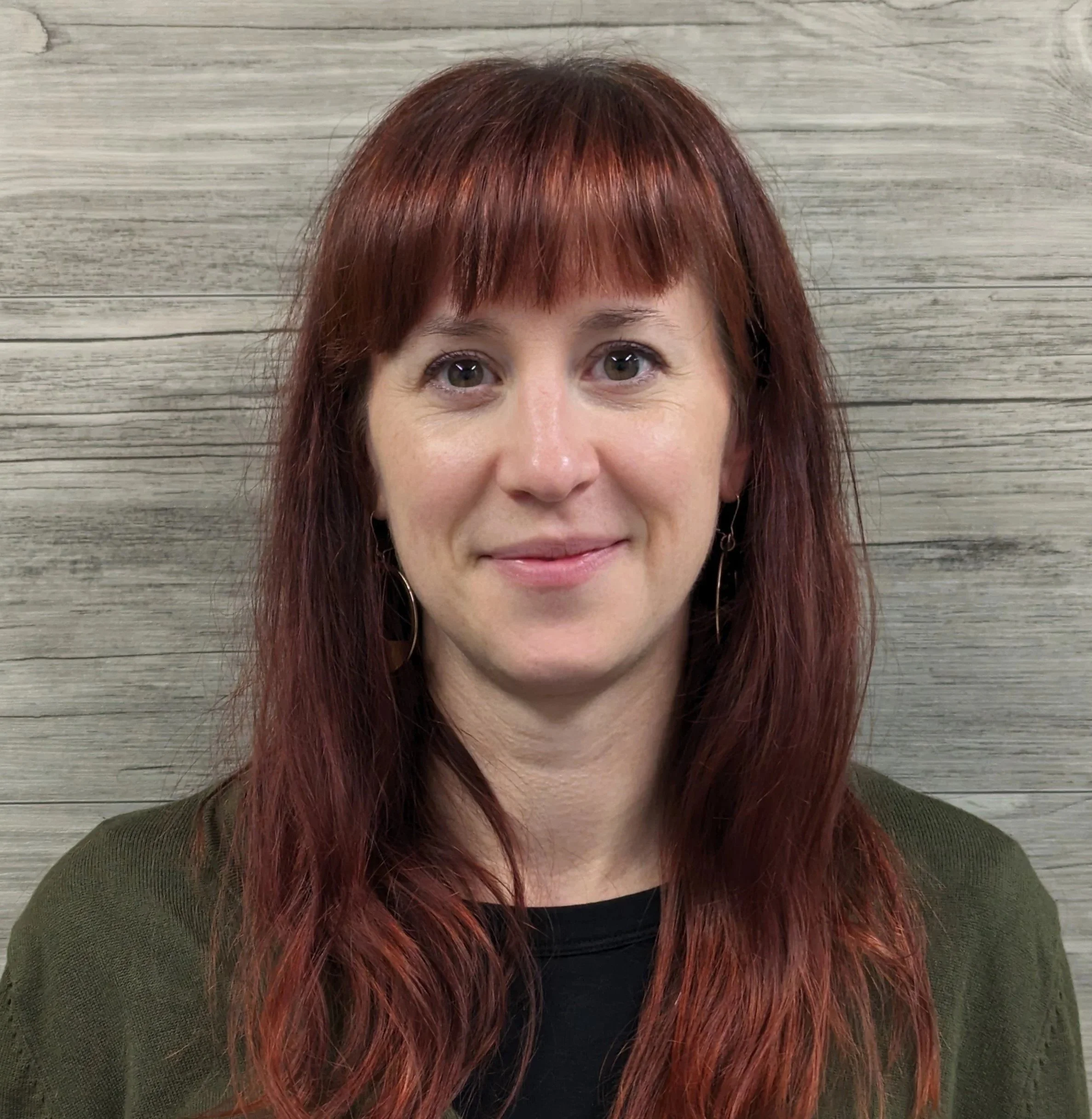 Véronique Guindon, 
Chargée de la communication et de la logistique / Intervenante communautaire
vguindon@projetsuivicommunautaire.com
514-366-0891 poste 233