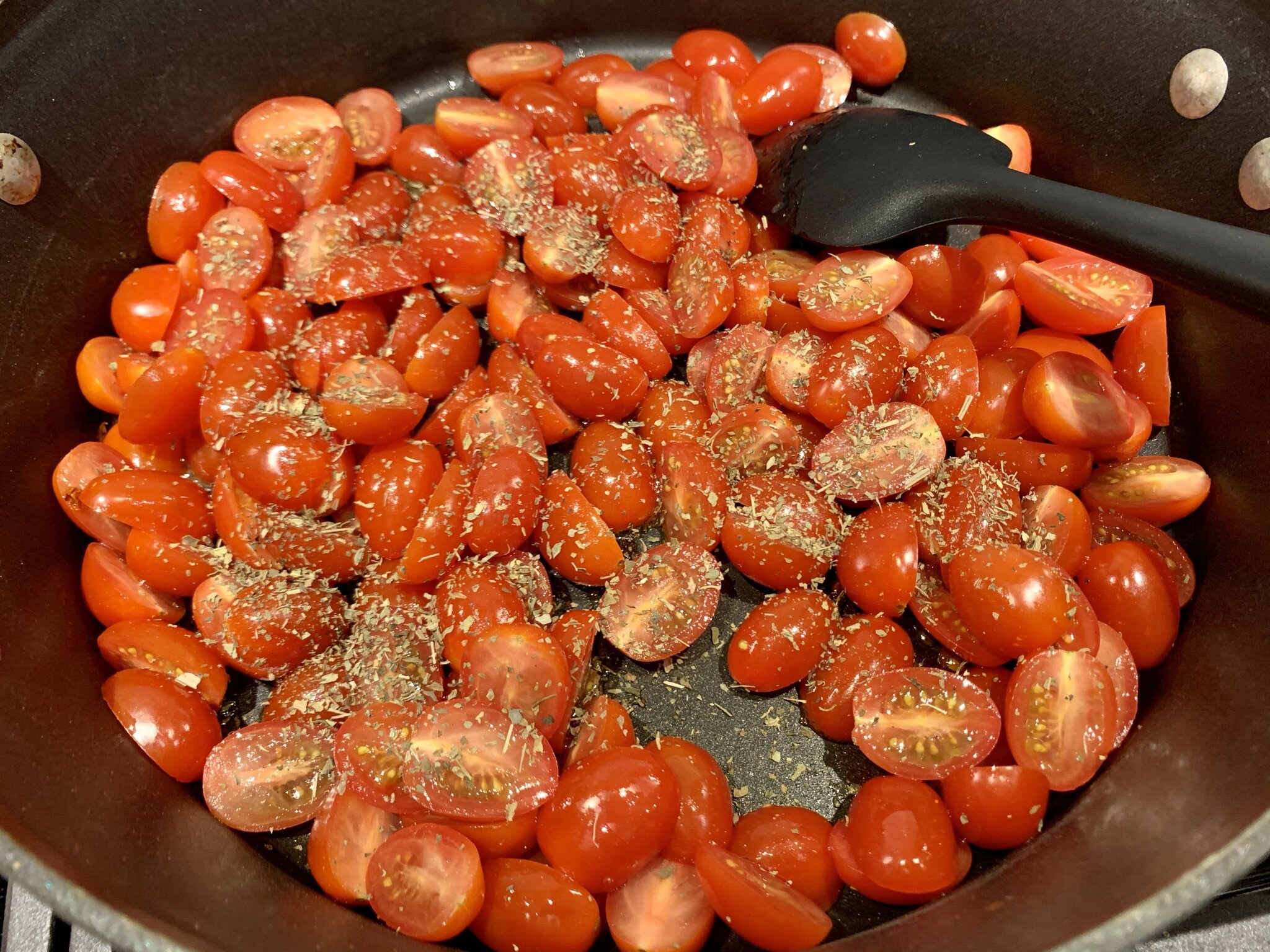 b) Tomatoes &amp; dried basil.