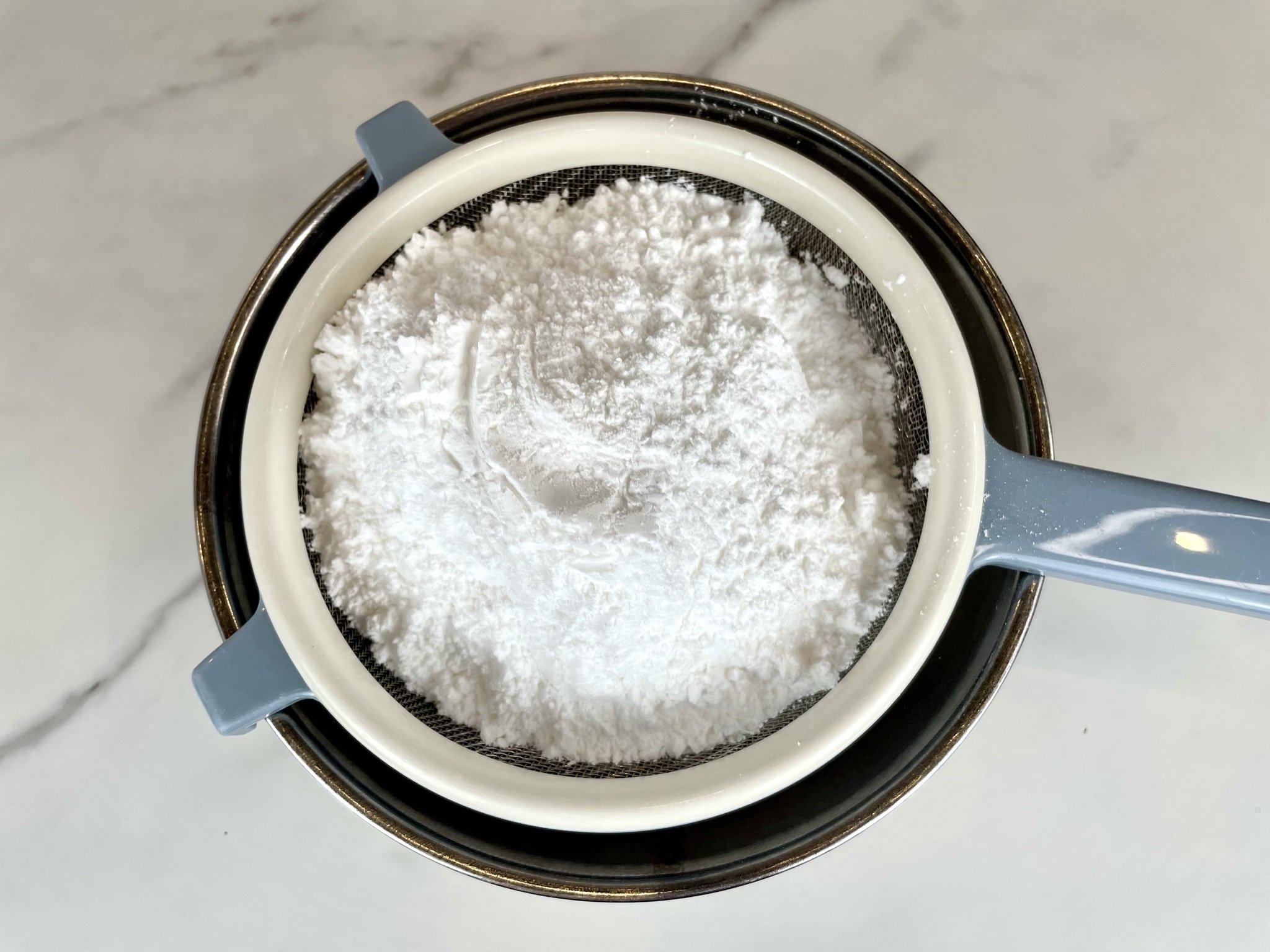 Powdered sugar &amp; salt.