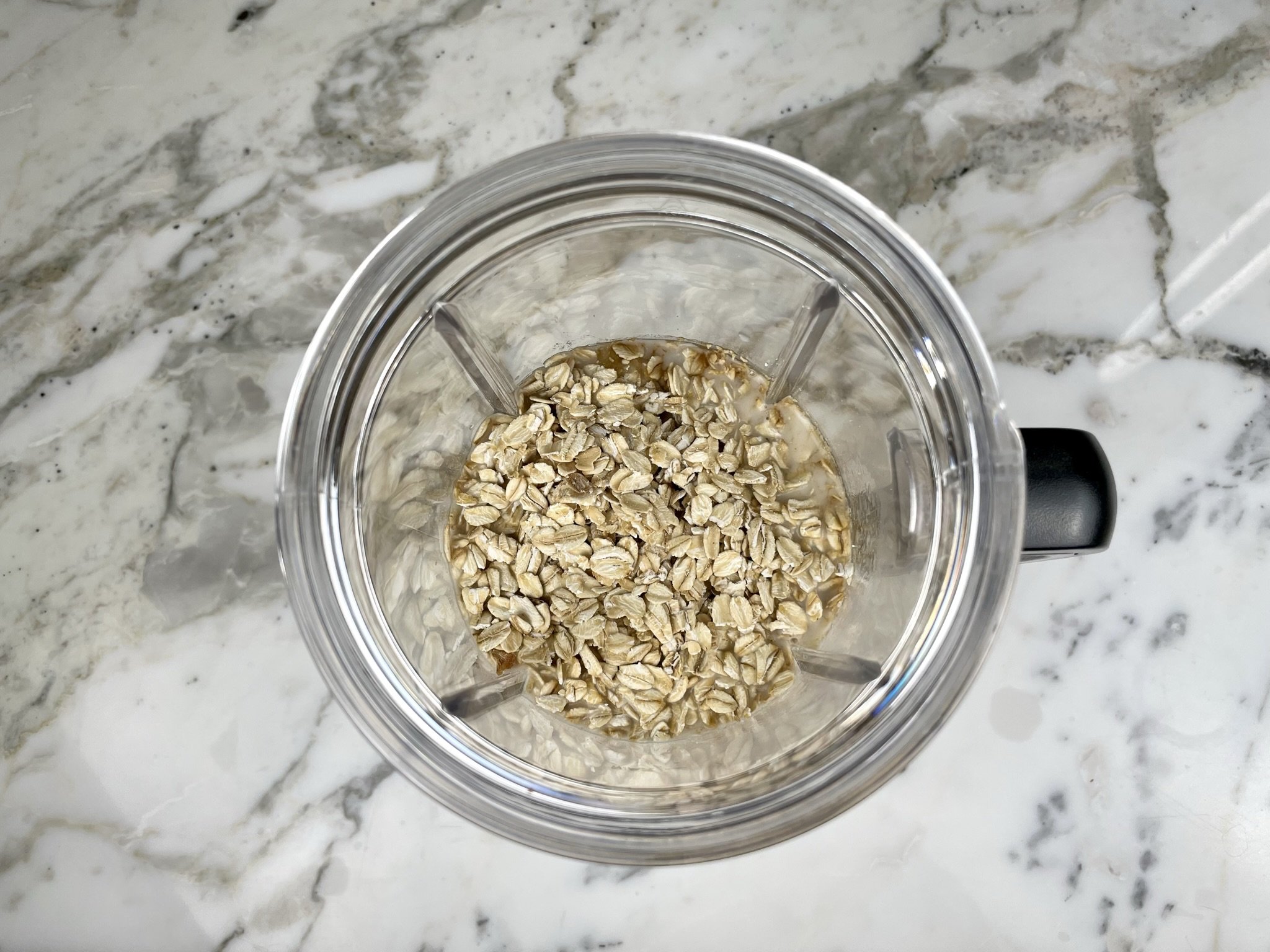Add only ½ cup oats.