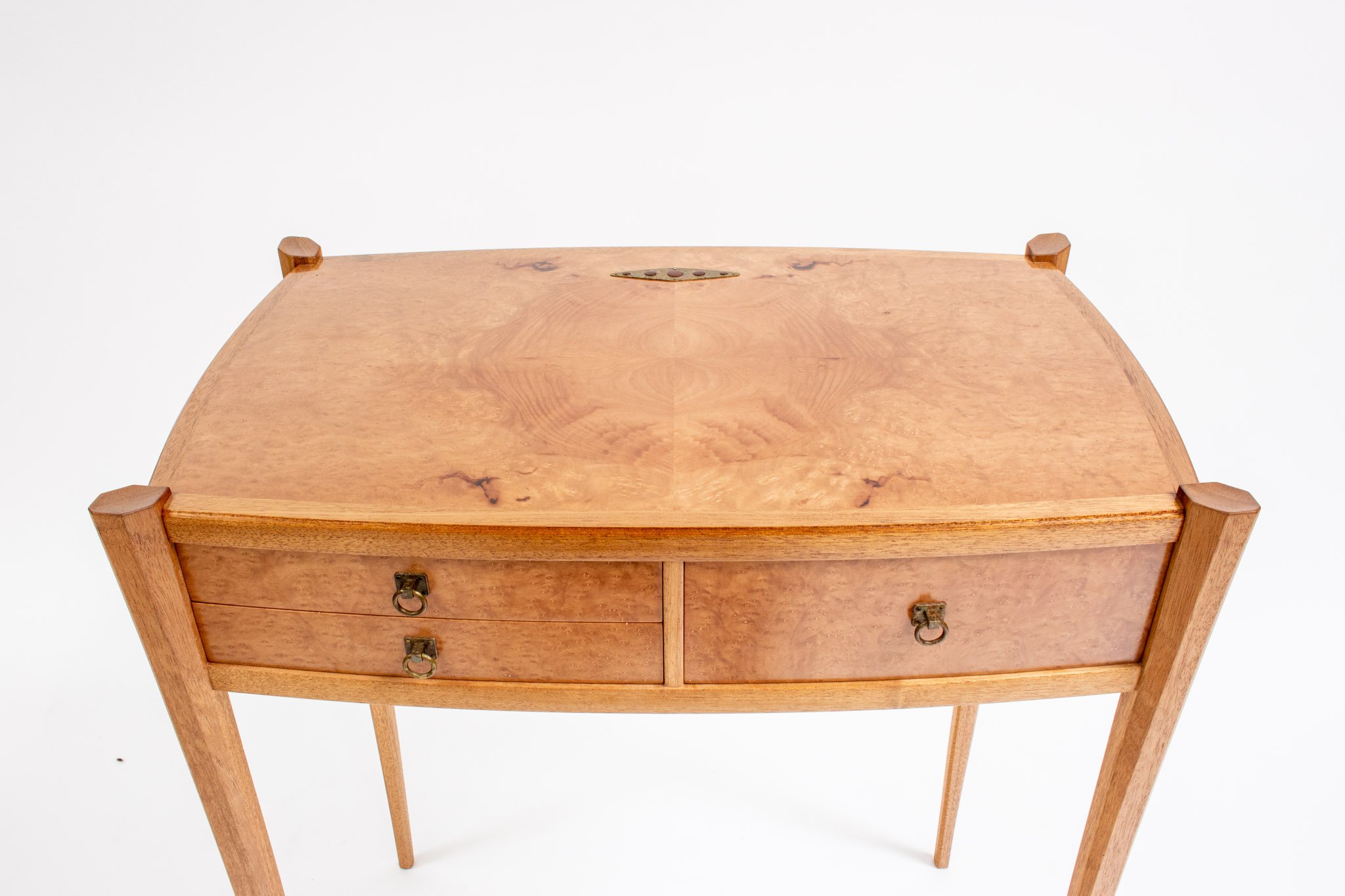 Bruhn Madrone Table-17.jpg
