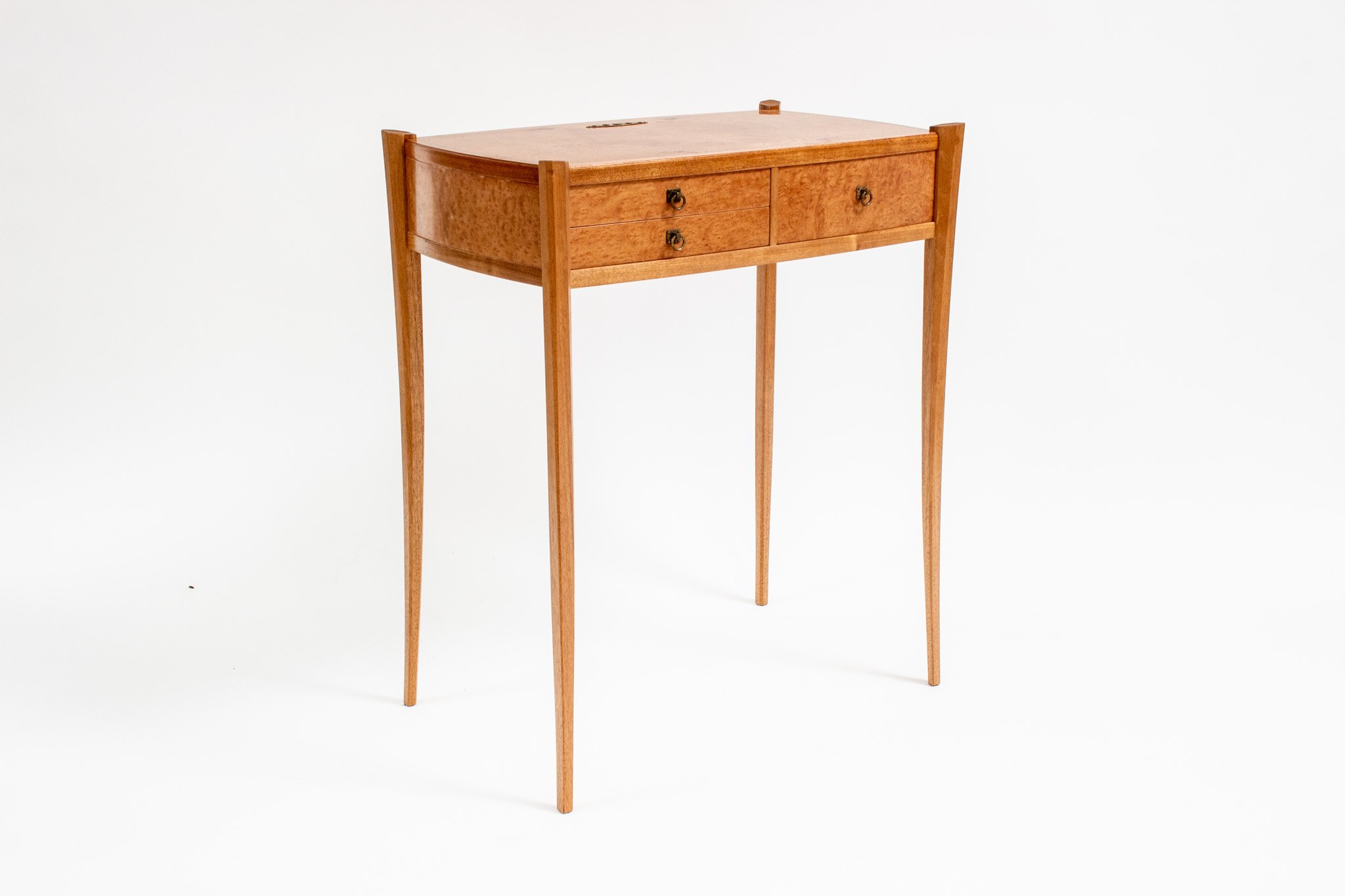 Bruhn Madrone Table-3.jpg