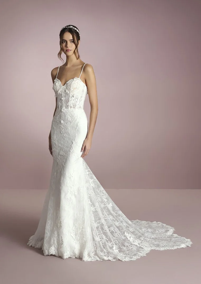 Ebisu Gown - Size 10 / by White One - 
Original Price: $2600 // SALE PRICE: $1100