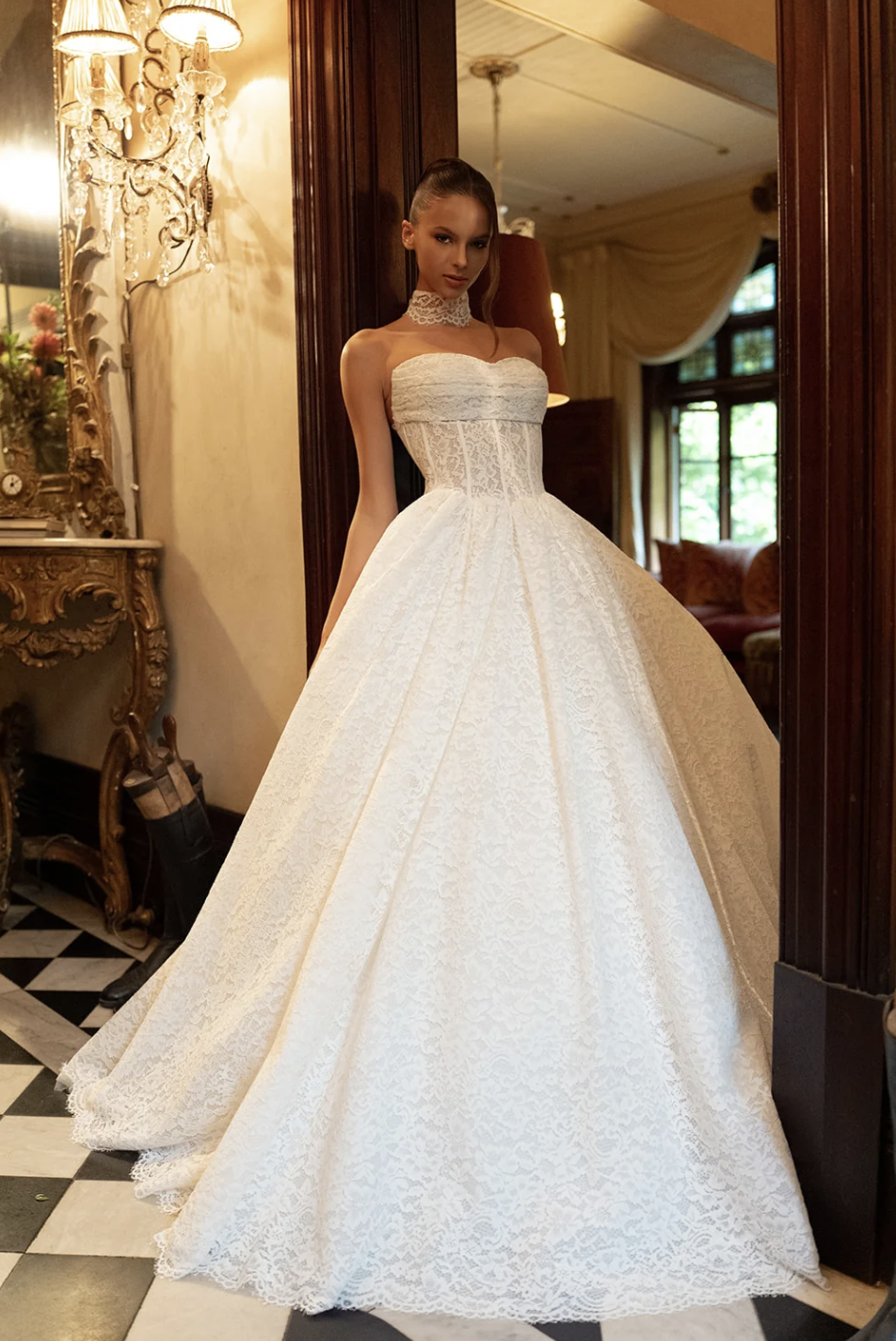 Evelyn by Le Lee Studio