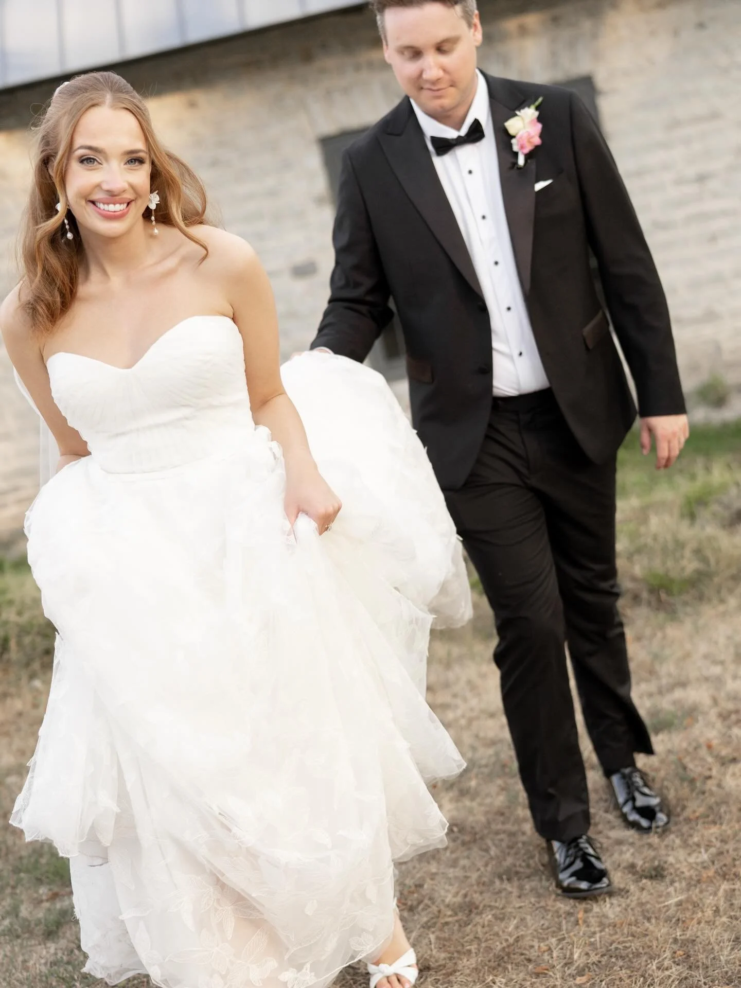 REAL BRIDE Ursula wearing her gorgeous Lis Simon gown and truly glowing on her big day 💚 

&ldquo;I felt so beautiful all day and am so thankful to everyone at the stolen hearts bridal boutique for making my wedding dress experience so special and m