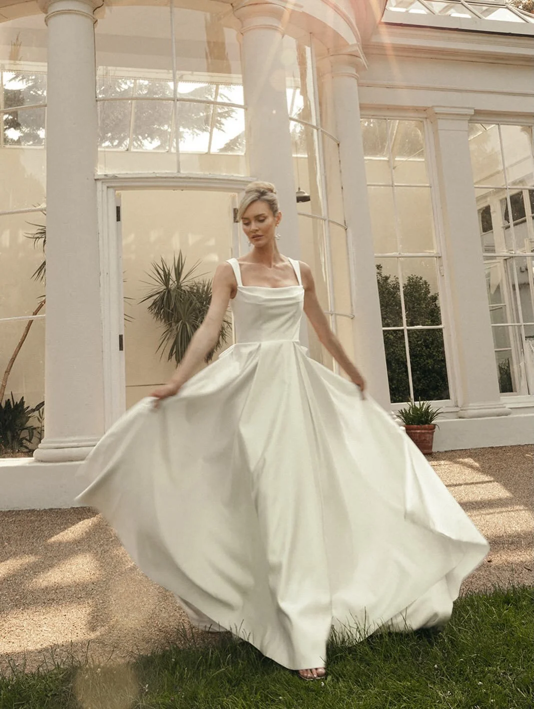 NEW DESIGNER: LOVE STORY LONDON 💚 

This gorgeous new designer will be joining the SHB collection in a few months time! Hailing from England, they are known for their modern feminine elegance and exquisite quality and fabrics. They are chic, classic