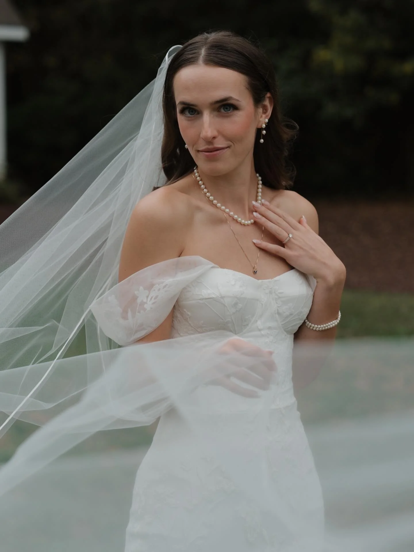 Real Bride Georgia absolutely glowing on her big day in her Adriana Madrid Gown 💚 

&ldquo;This boutique was the only place I went dress shopping, and I couldn&rsquo;t have made a better choice. Everyone was beyond kind, welcoming, and truly lovely 