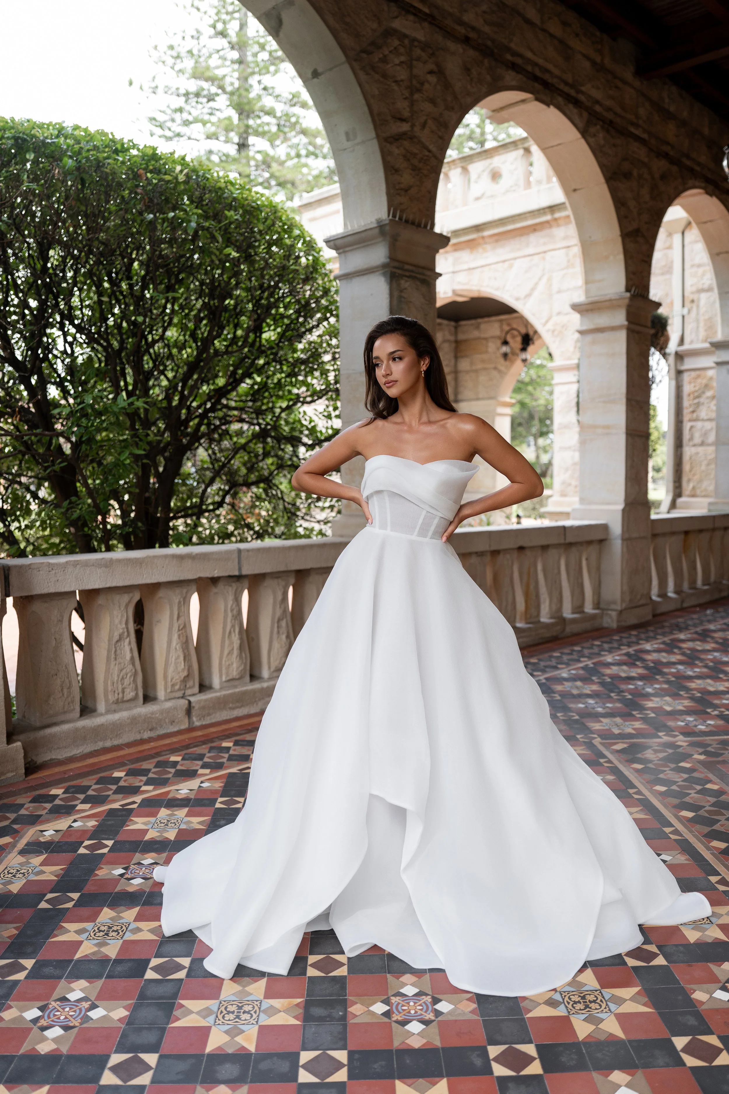 Everly Wedding Dress by Le Lee Studio