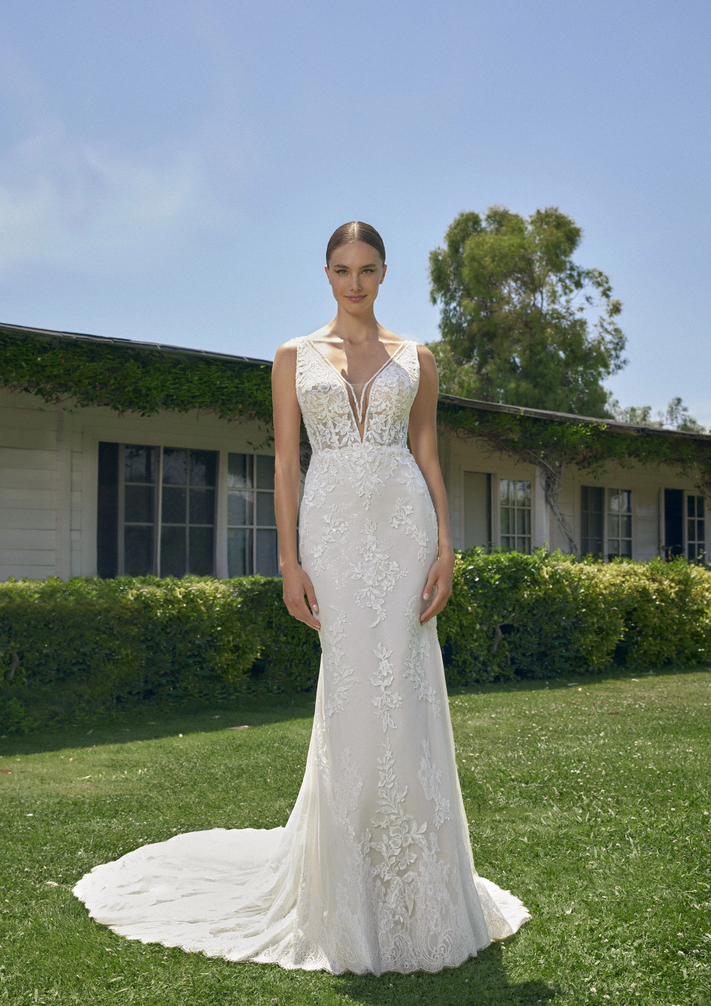 Lorien Gown - Size 8 / by Ladybird - 
Original Price: $2300 // SALE PRICE: $599