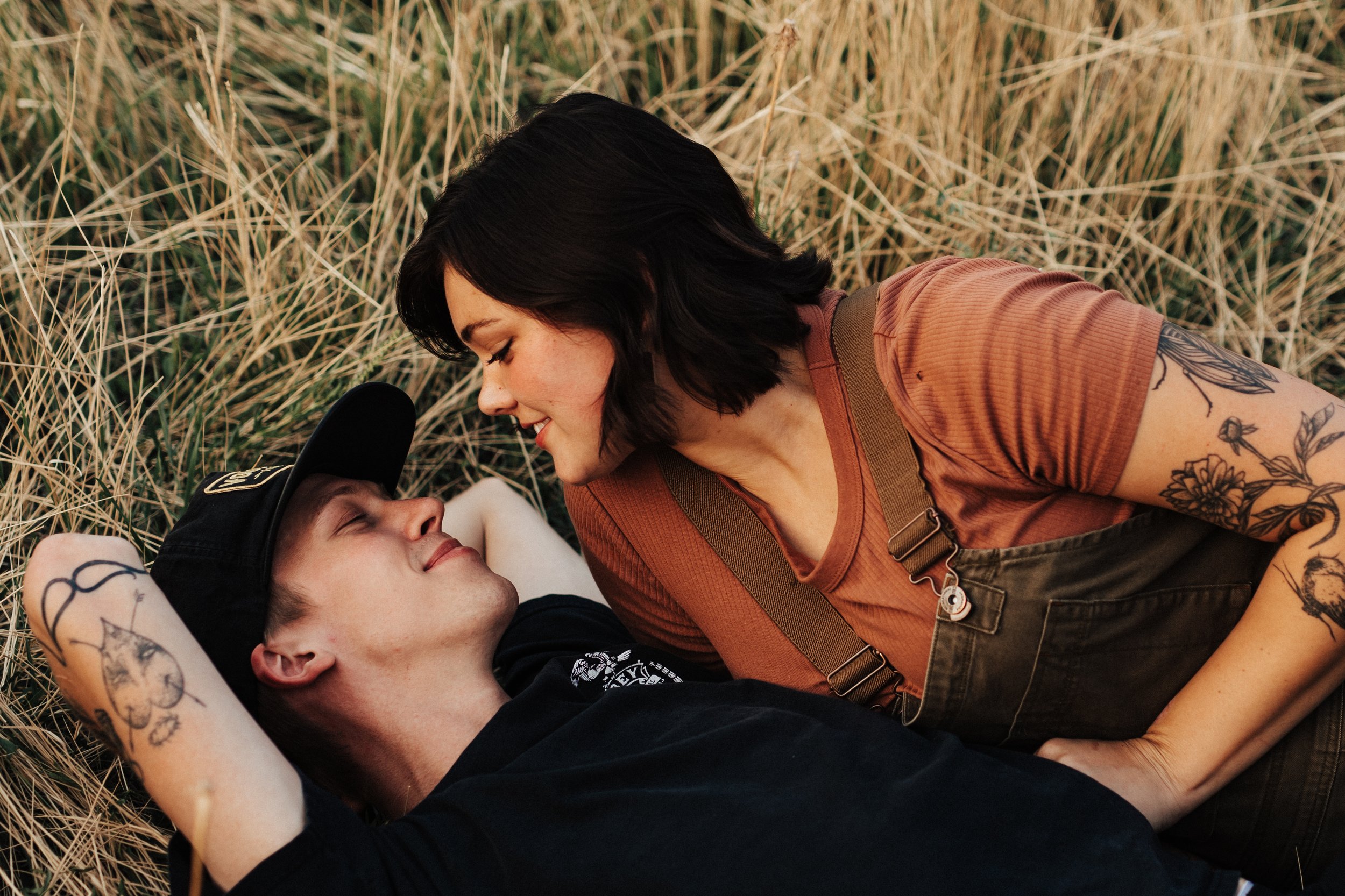 mountain-feild-couple-photos-with-dog-engagement-session-brayden-and-syd-photography-engagement-session-outfit-inspiration-couples-session-with-dog-utah-photographer