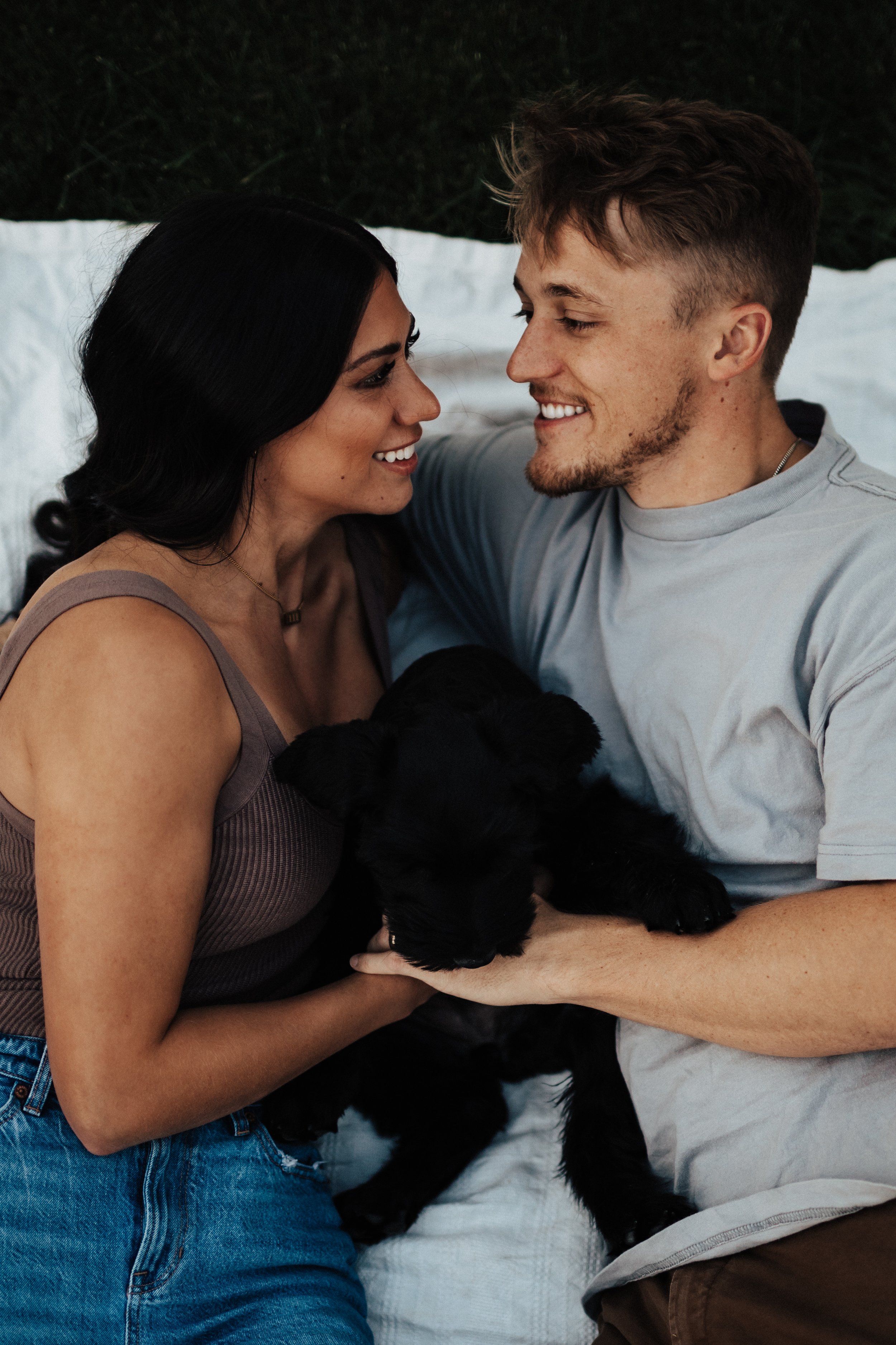 in-home-couples-shoot-with-dog-16.jpg