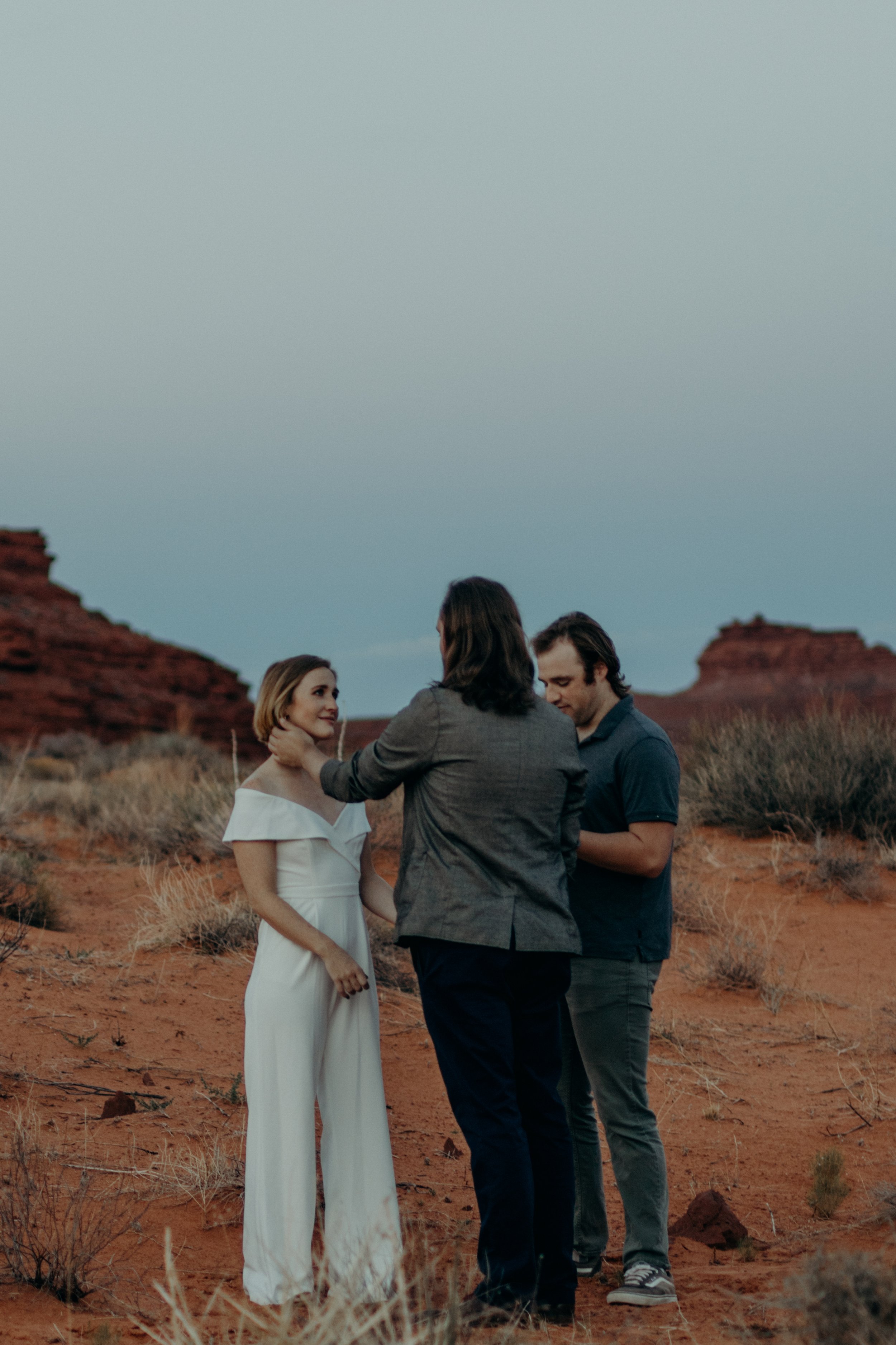 southern-utah-red-rock-elopement_-31.jpg