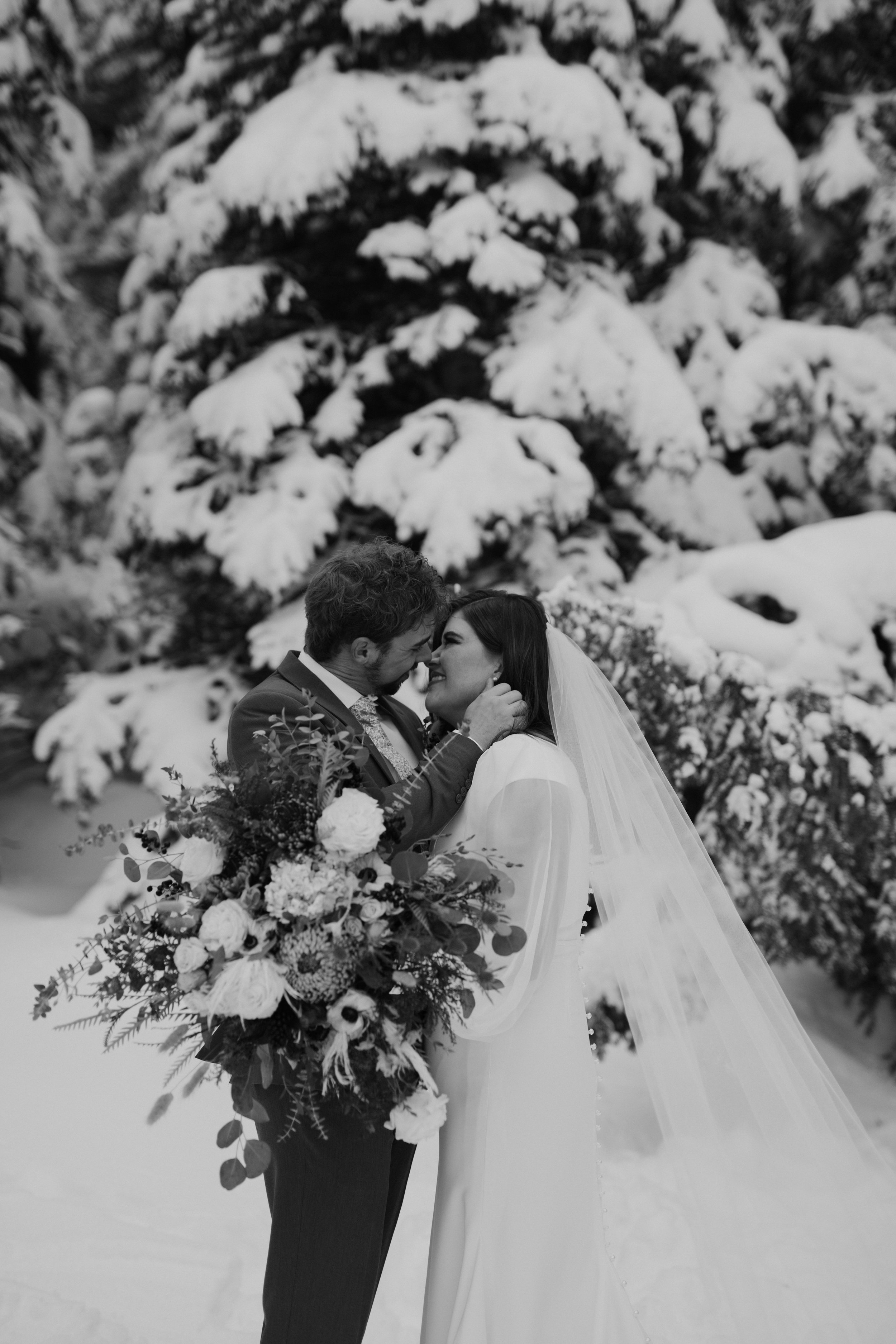 utah-mountain-winter-bridals-38.jpg