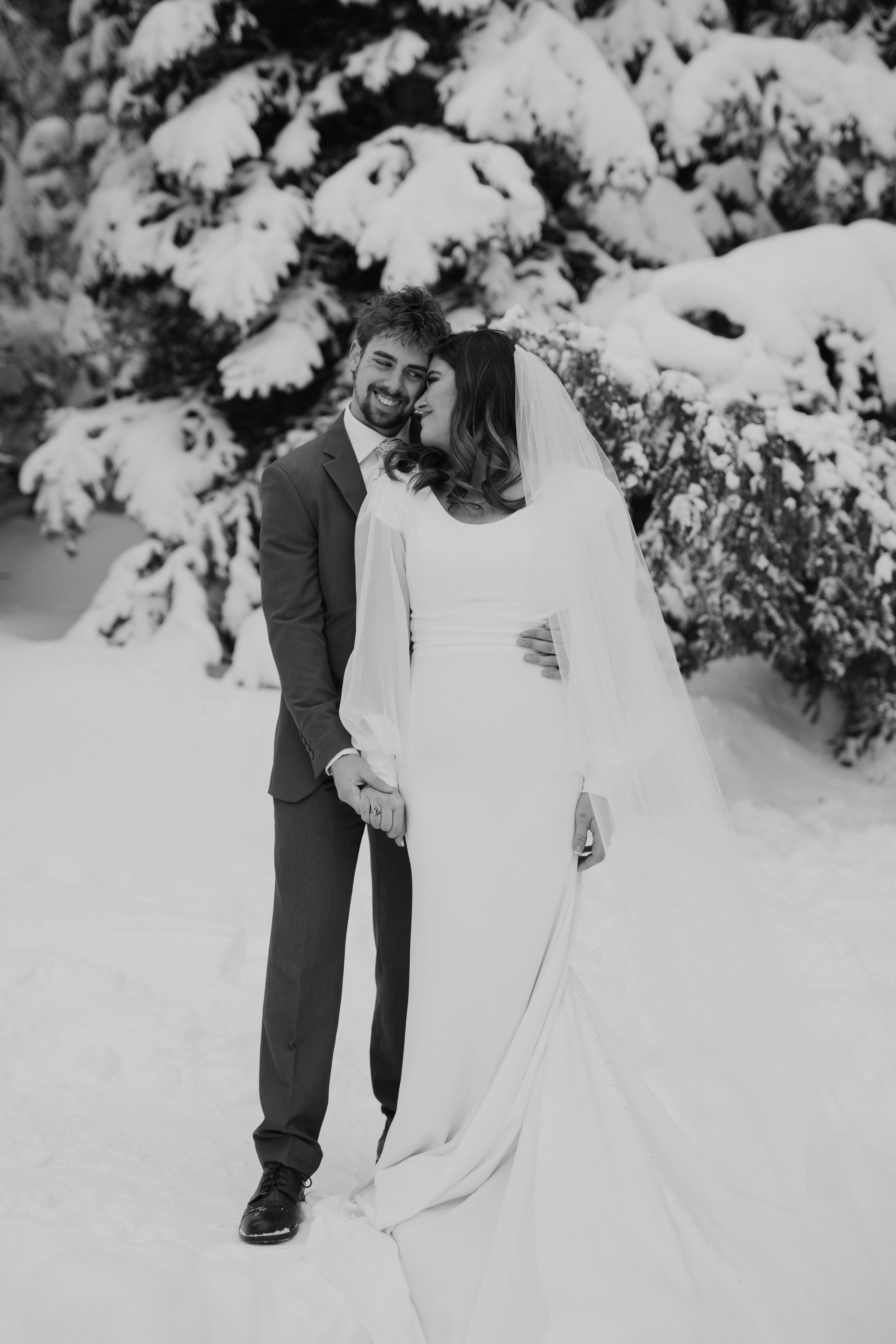 utah-mountain-winter-bridals-48.jpg