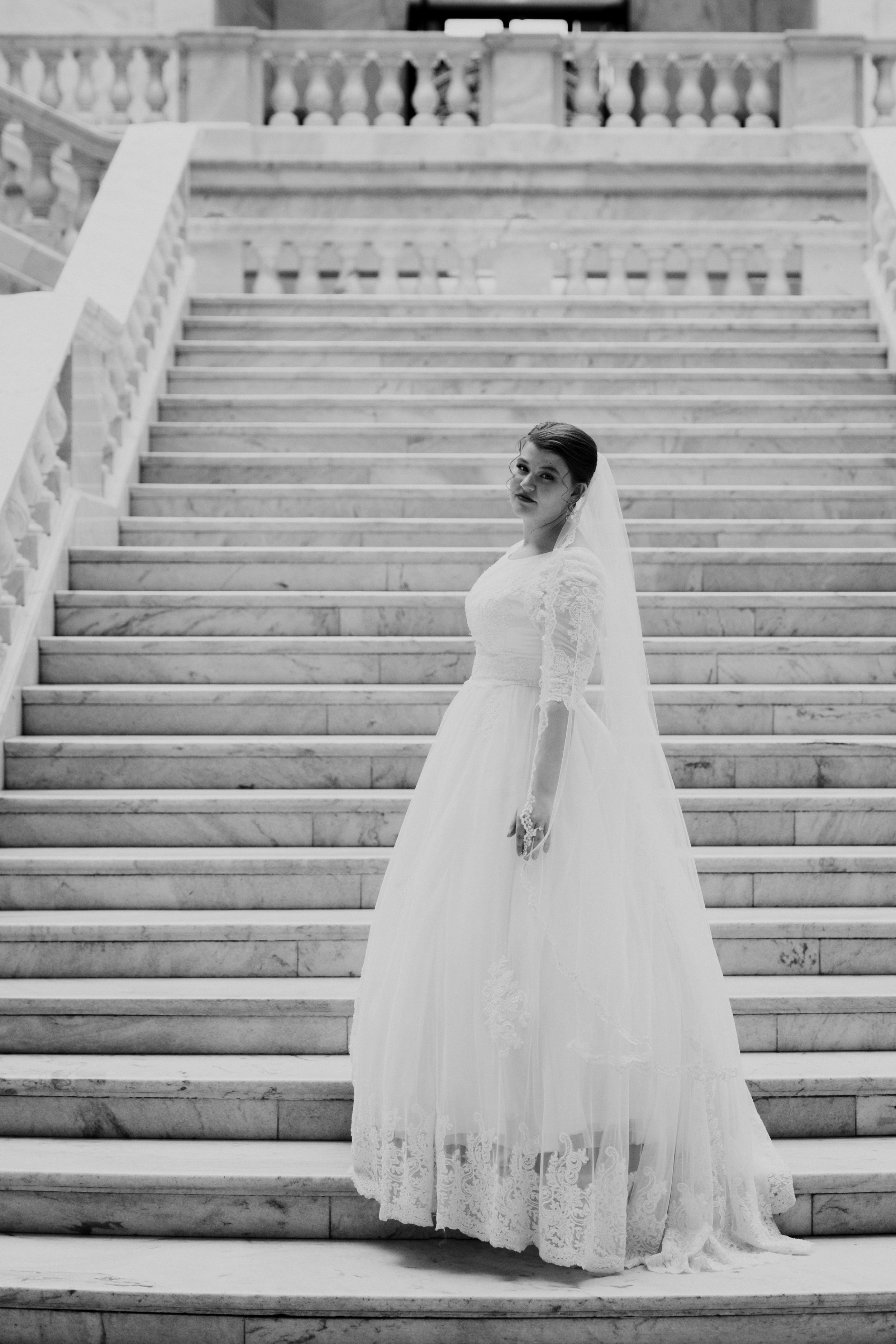 utah-state-capitol-bridals-white-marble-building-bridal-photos-37.jpg