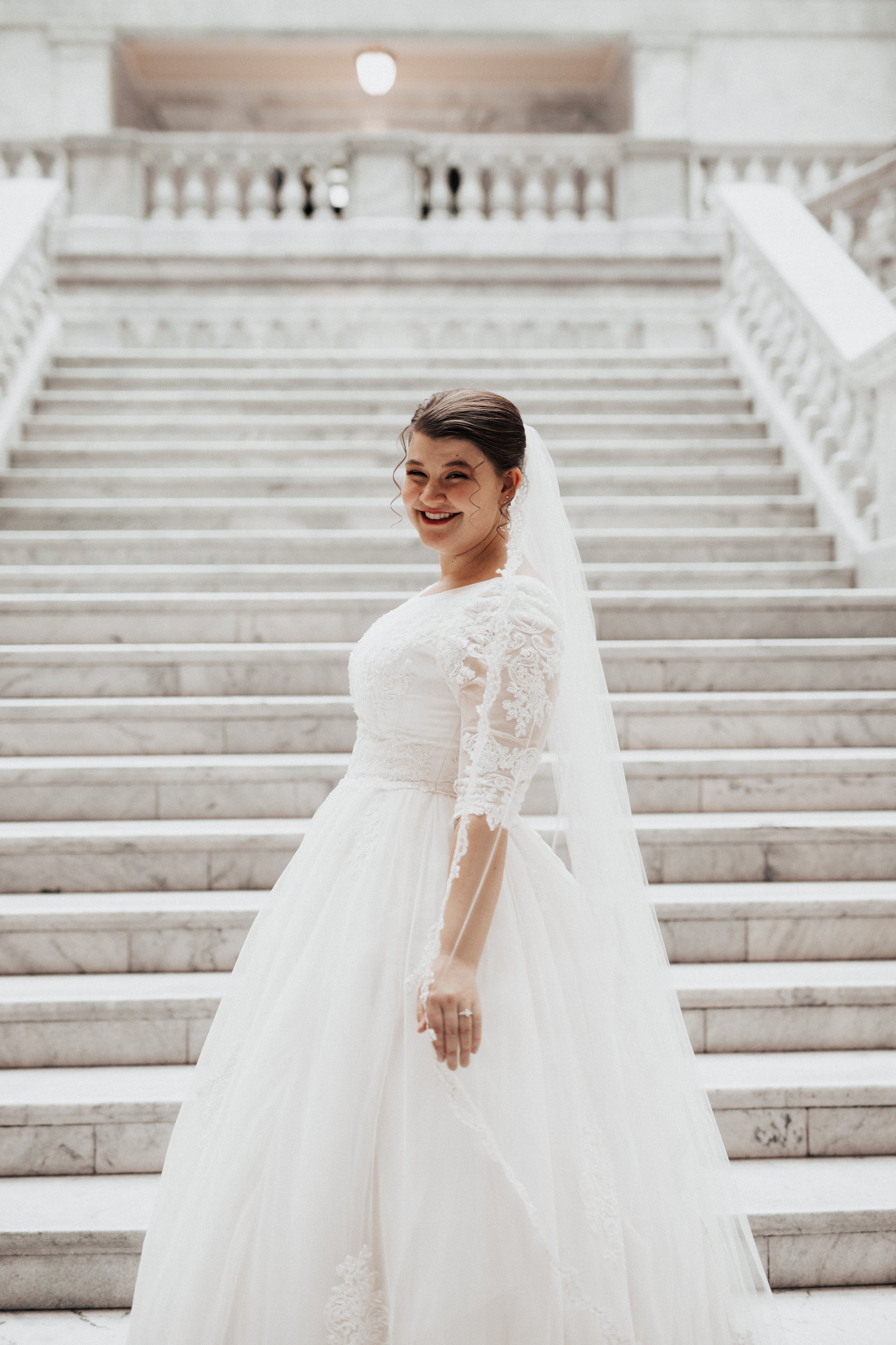utah-state-capitol-bridals-white-marble-building-bridal-photos-42.jpg