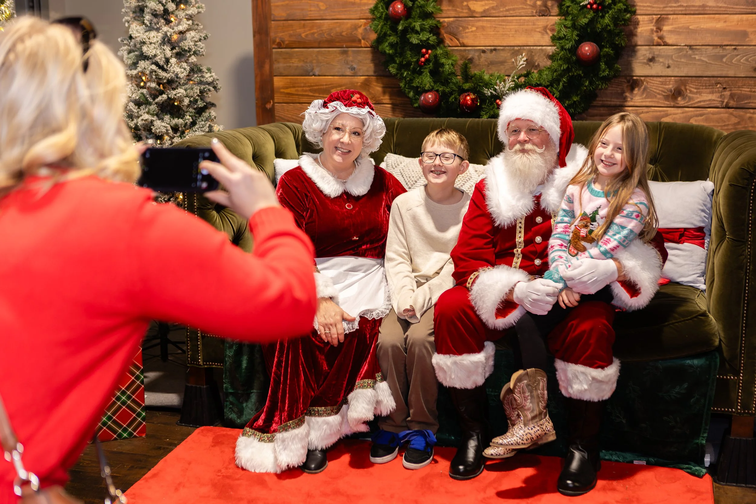 11.29.25_ChristmasAtTheMill-7056.jpg
