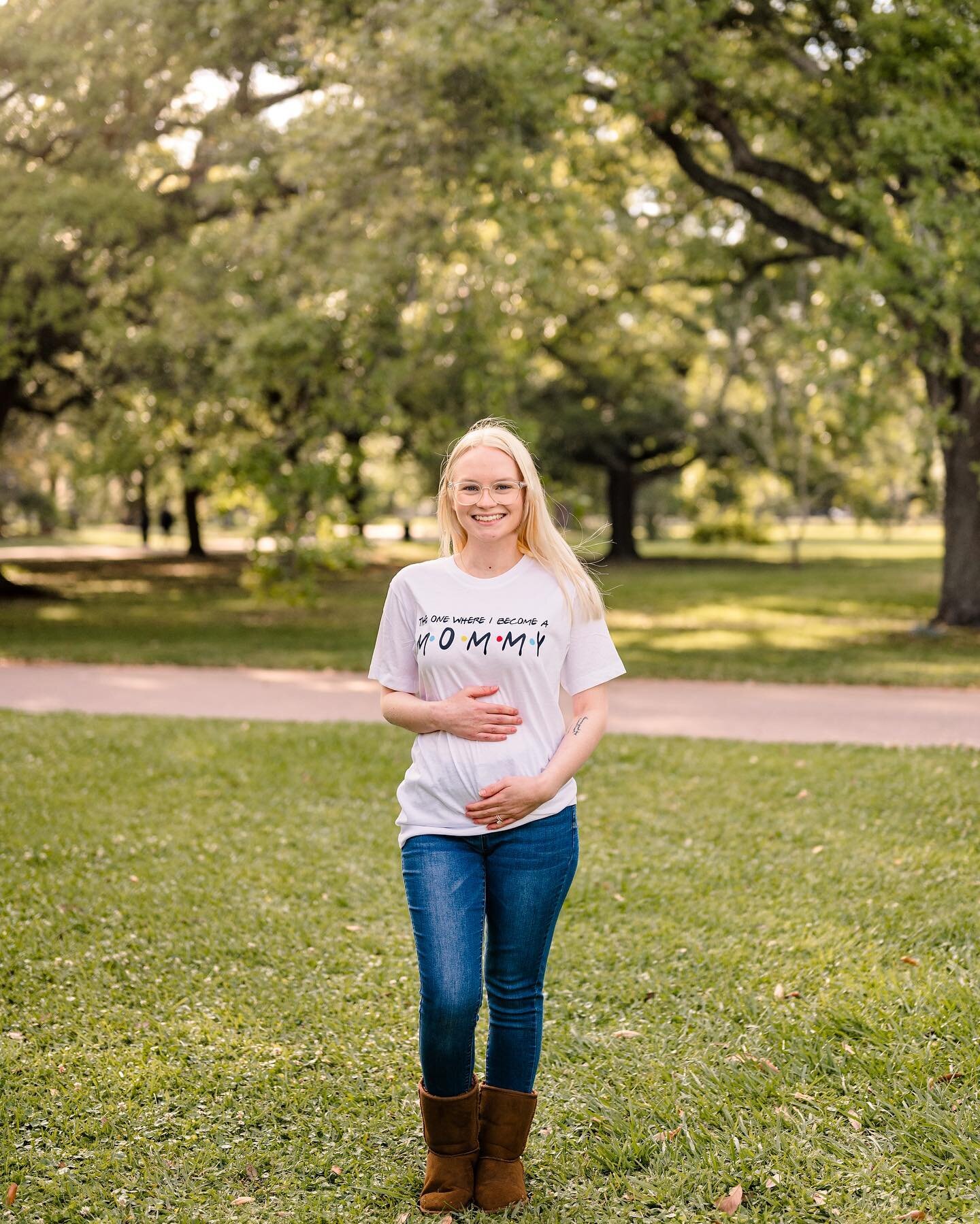 Help me in wishing this mommy-to-be a Happy Birthday!!! 

I could not be more excited for @brichristine__ and @tazbrock to welcome their baby in November!!

#bringonallthebabies