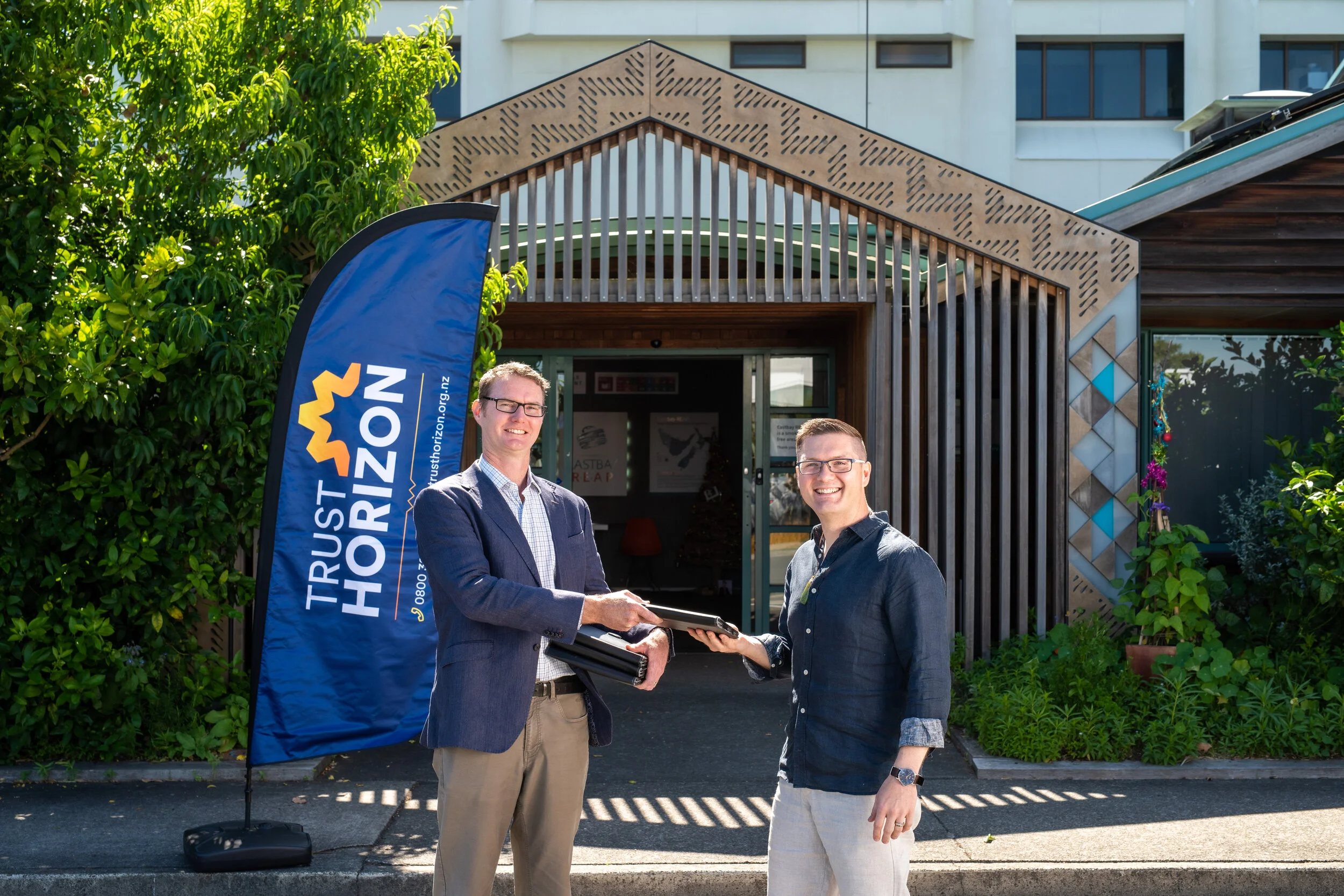 Trust Horizon Donates iPads to Worthy Cause