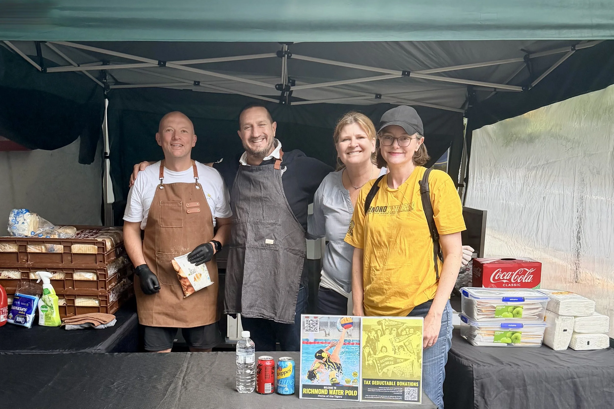 BUNNINGS SAUSAGE SIZZLE