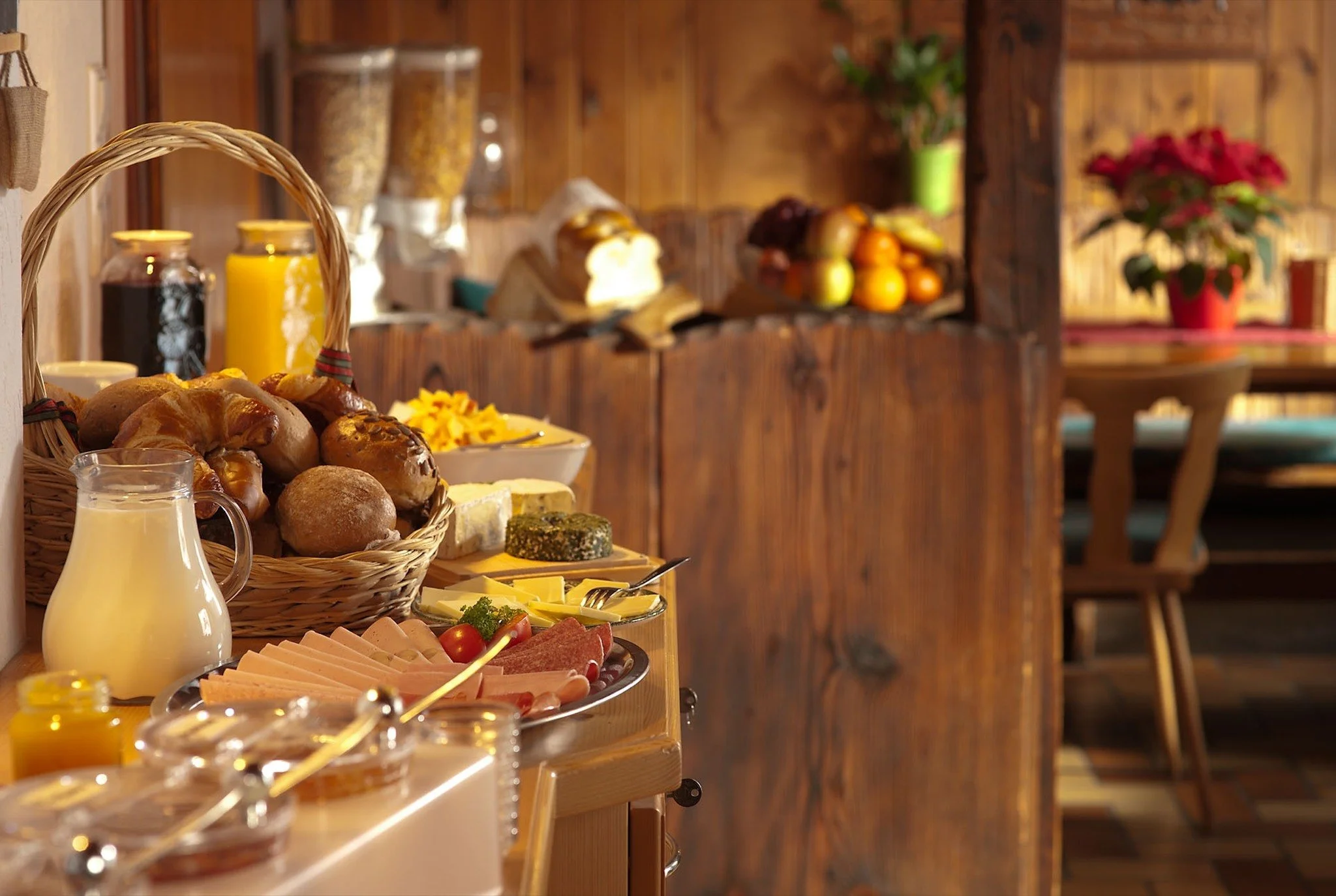 At Green Eco Technologies we are proud to be helping the hospitality industry take meaningful steps toward a more sustainable future.

From luxury hotels to global resorts, food waste is a major challenge. We&rsquo;re turning that challenge into a po