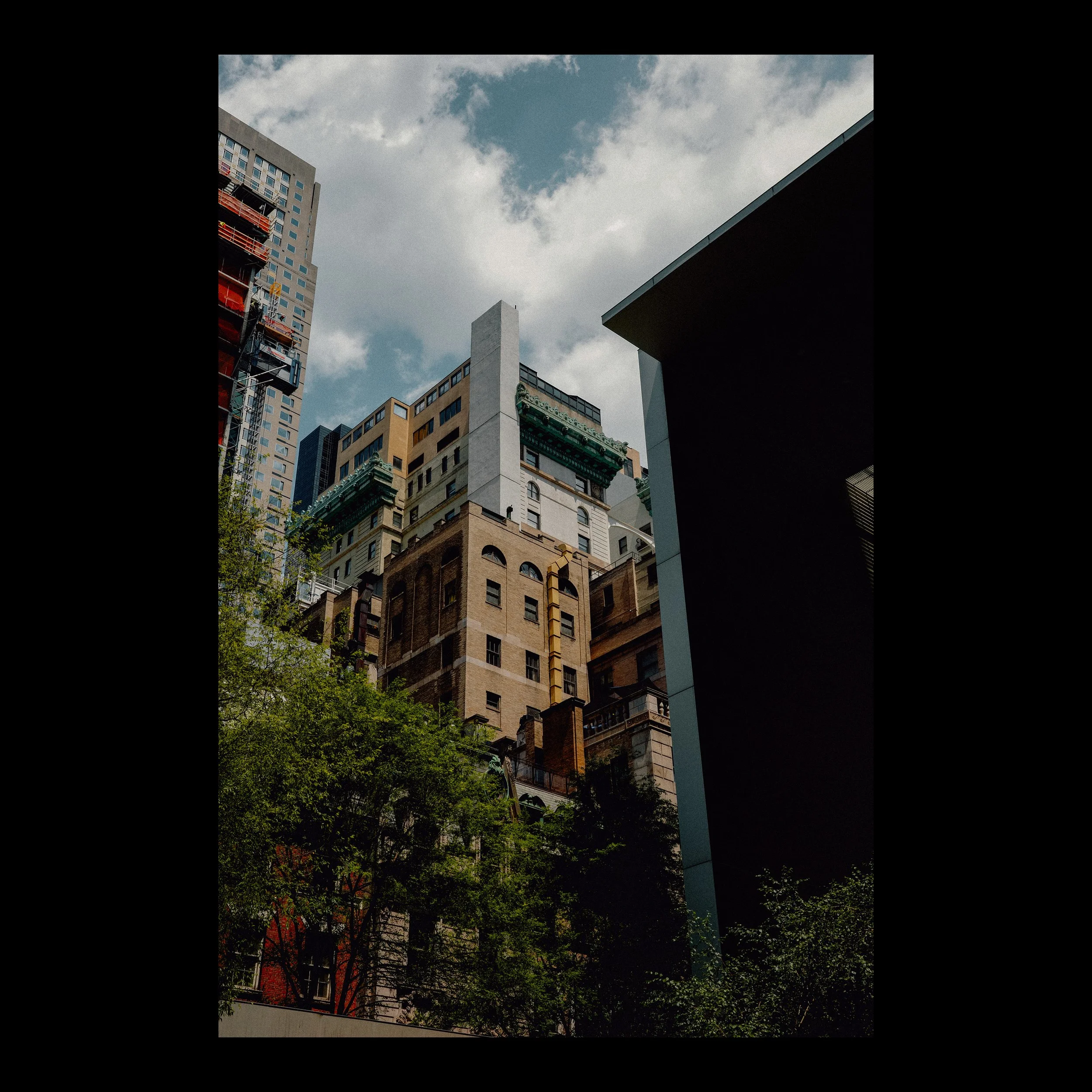 GR001651-2 insta.jpg