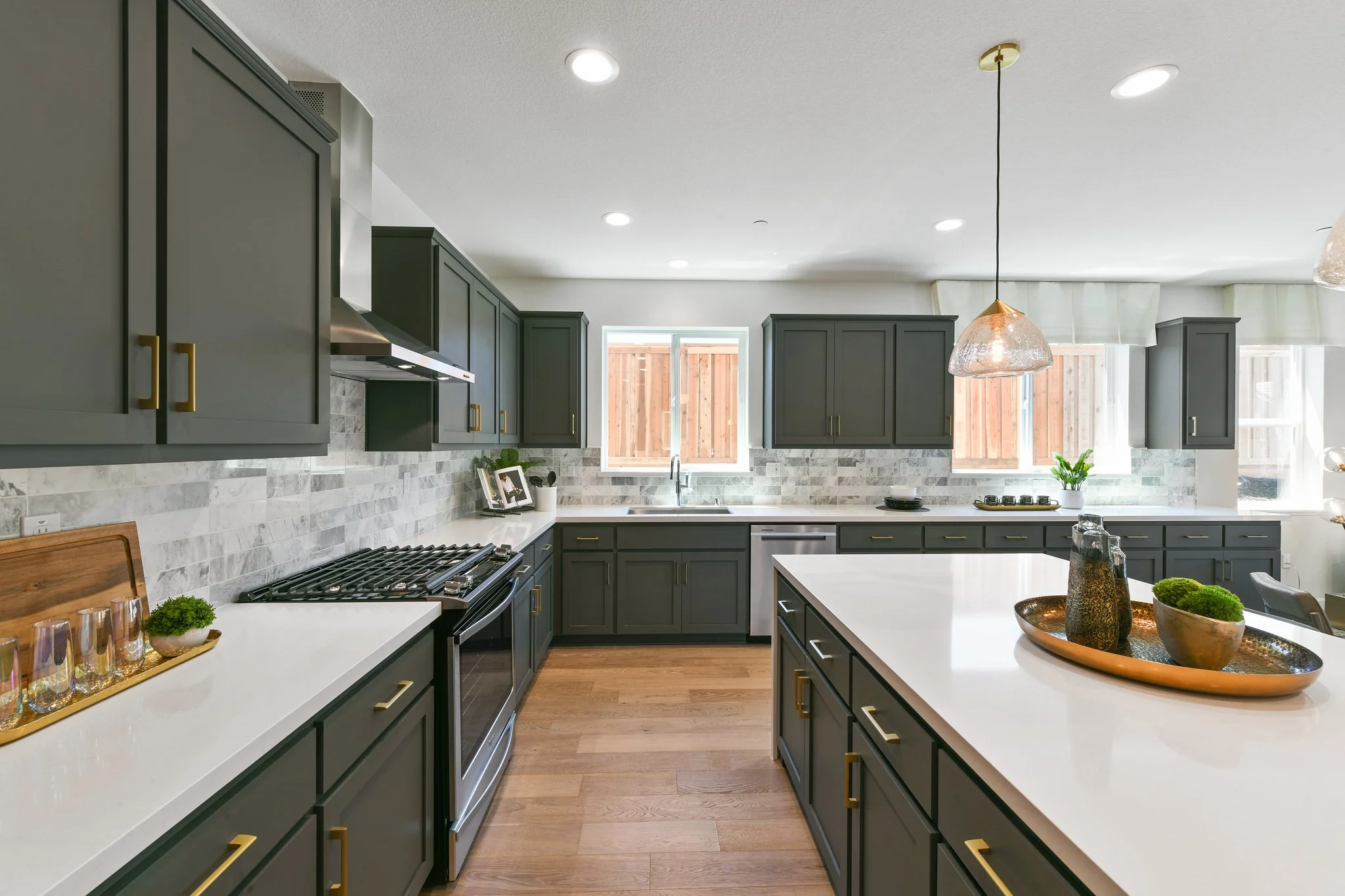 3304-vista-meadows-drive.47382.phr.132.web.jpg