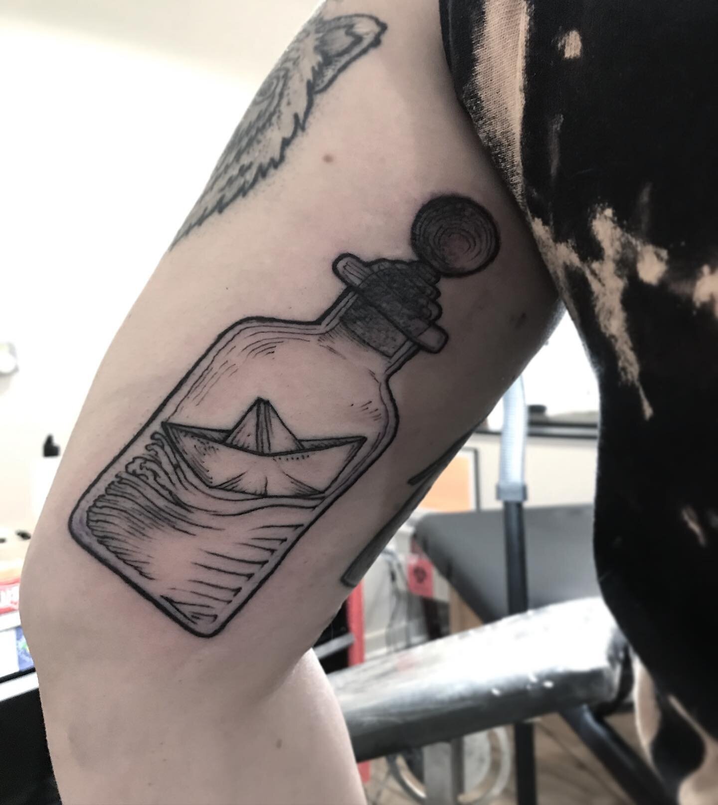 @jamesrobertstattooist attention to detail in this bottler paper boat piece