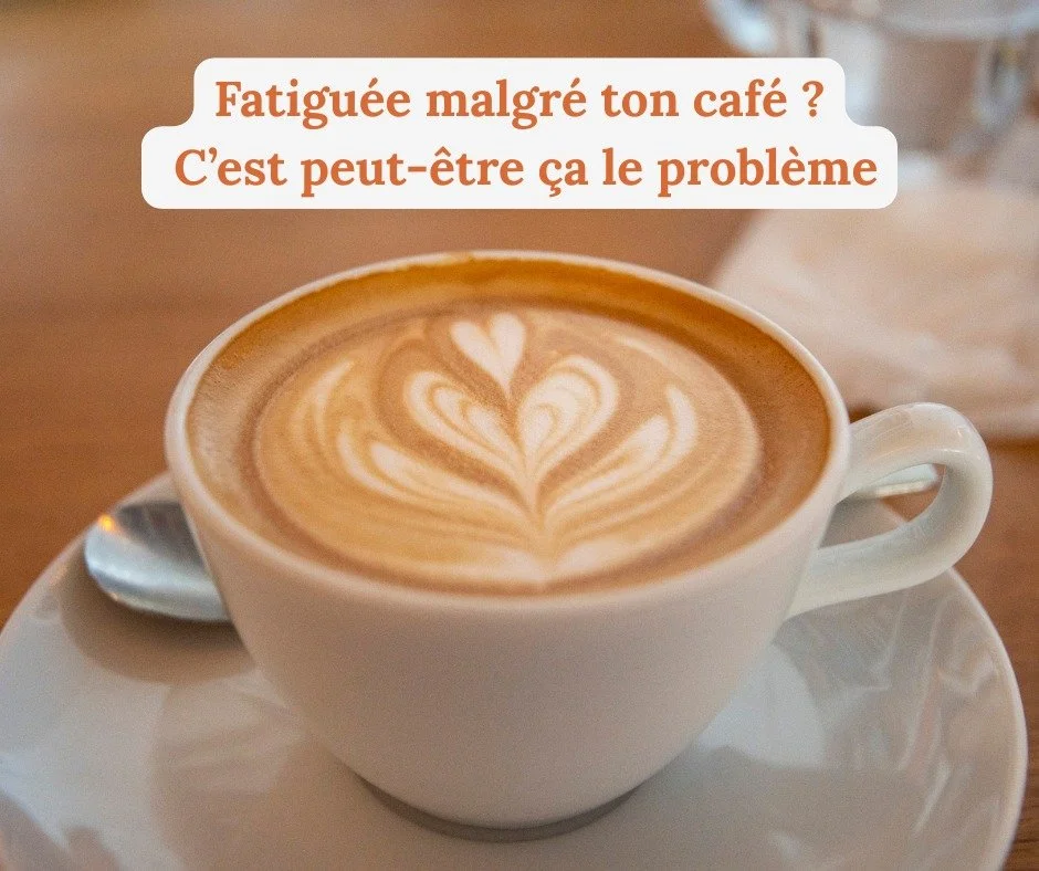 Tu bois du caf&eacute; ?

Moi aussi &mdash; parfois.

Mais &agrave; chaque d&eacute;tox, je l&rsquo;arr&ecirc;te.

Et m&ecirc;me apr&egrave;s des ann&eacute;es&hellip;
👉 l&rsquo;effet est toujours l&agrave;.

Les premiers jours :
fatigue
envie ++
do