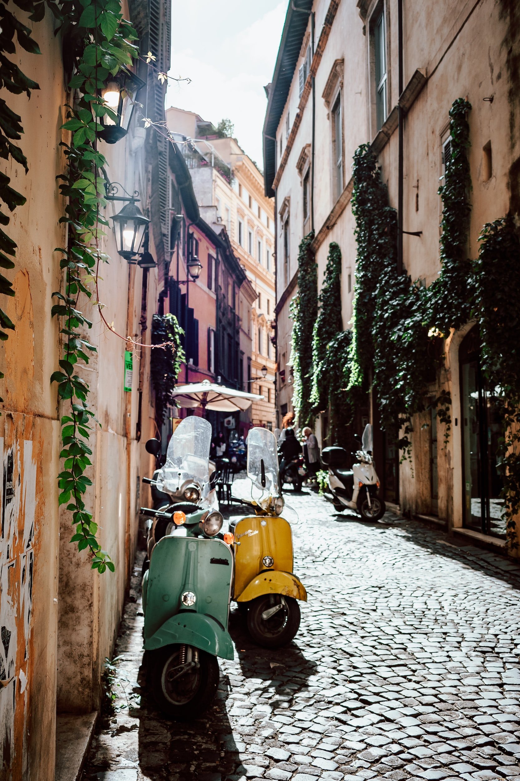 unsplash-image-LLRENtzIo34.jpg